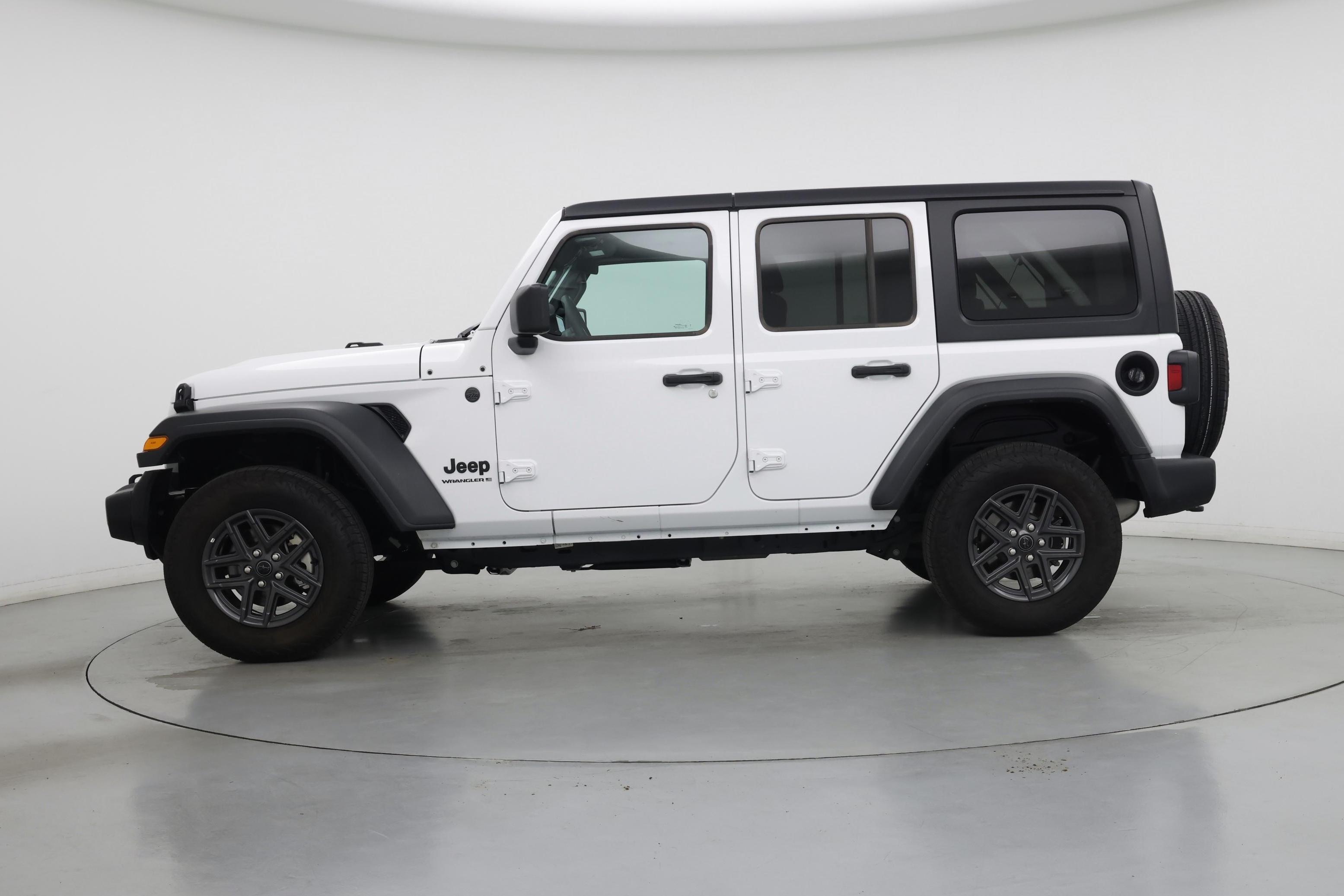 Thumbnail: 2025 Jeep Wrangler - 3