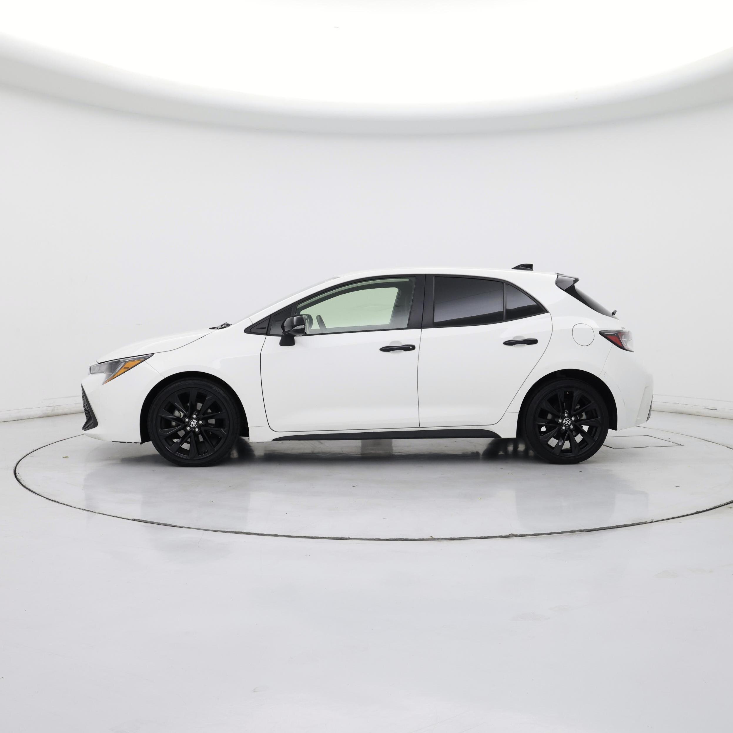 Thumbnail: 2022 Toyota Corolla - 3