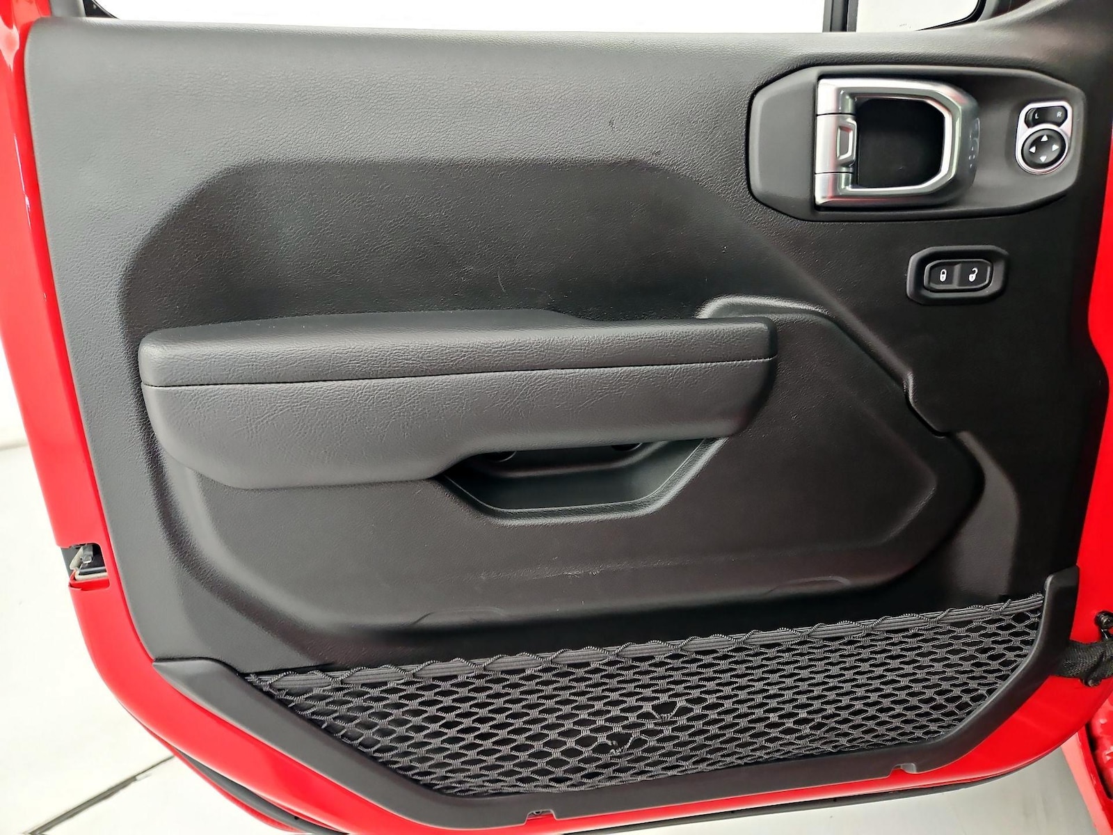 2025 Jeep Wrangler 4-Door Sport S - Photo 13