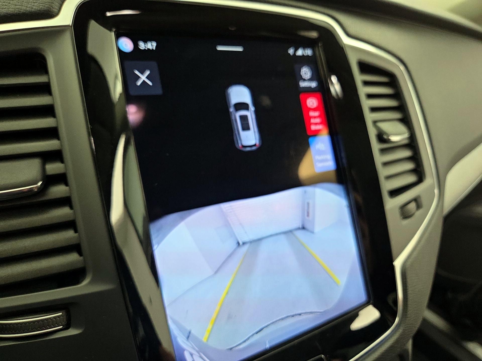 Thumbnail: 2025 Volvo XC90 - 15
