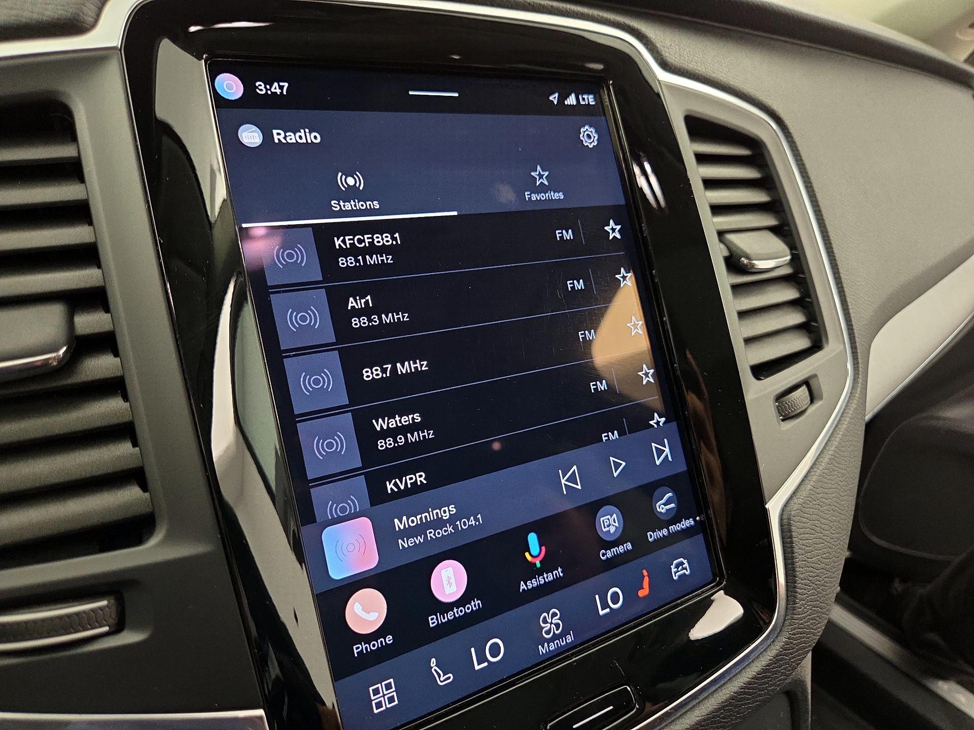 Thumbnail: 2025 Volvo XC90 - 16