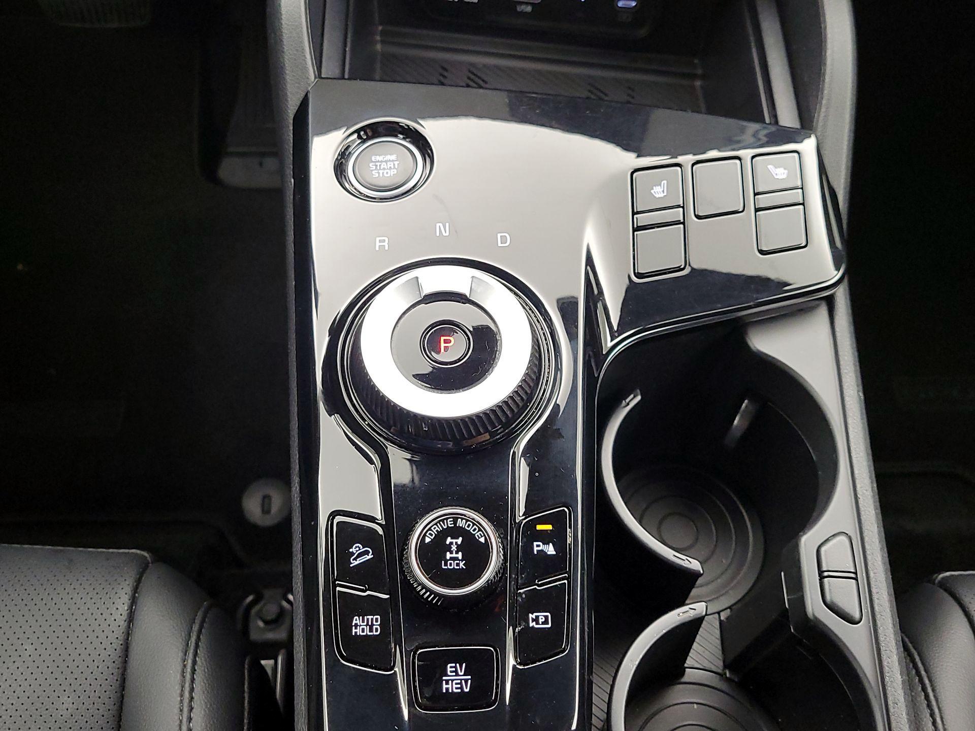 Thumbnail: 2023 Kia Sportage - 18