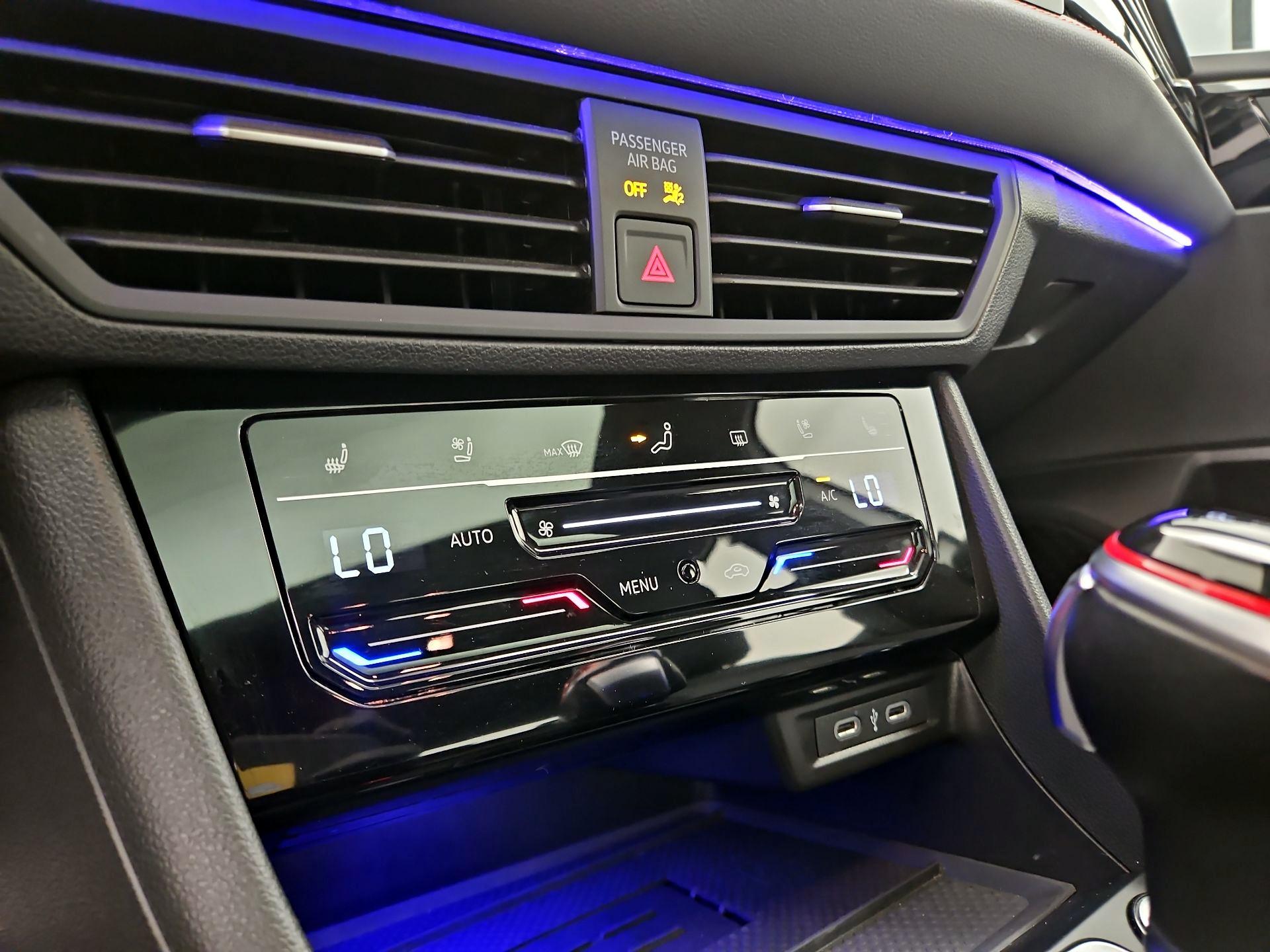 Thumbnail: 2025 Volkswagen Jetta - 14