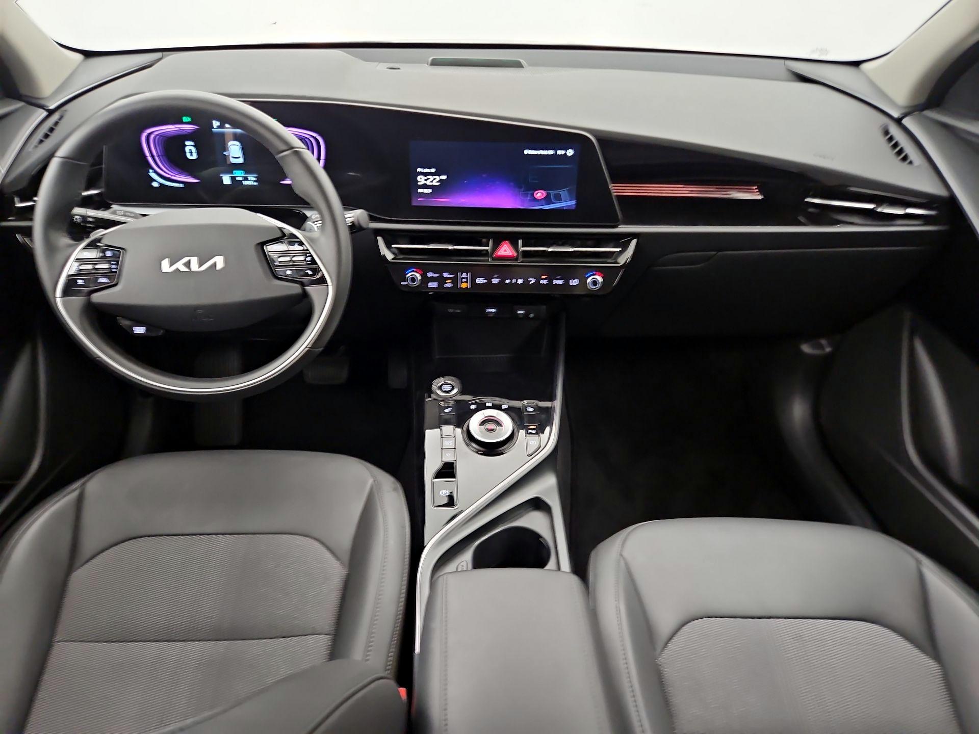 Thumbnail: 2025 Kia Niro - 9