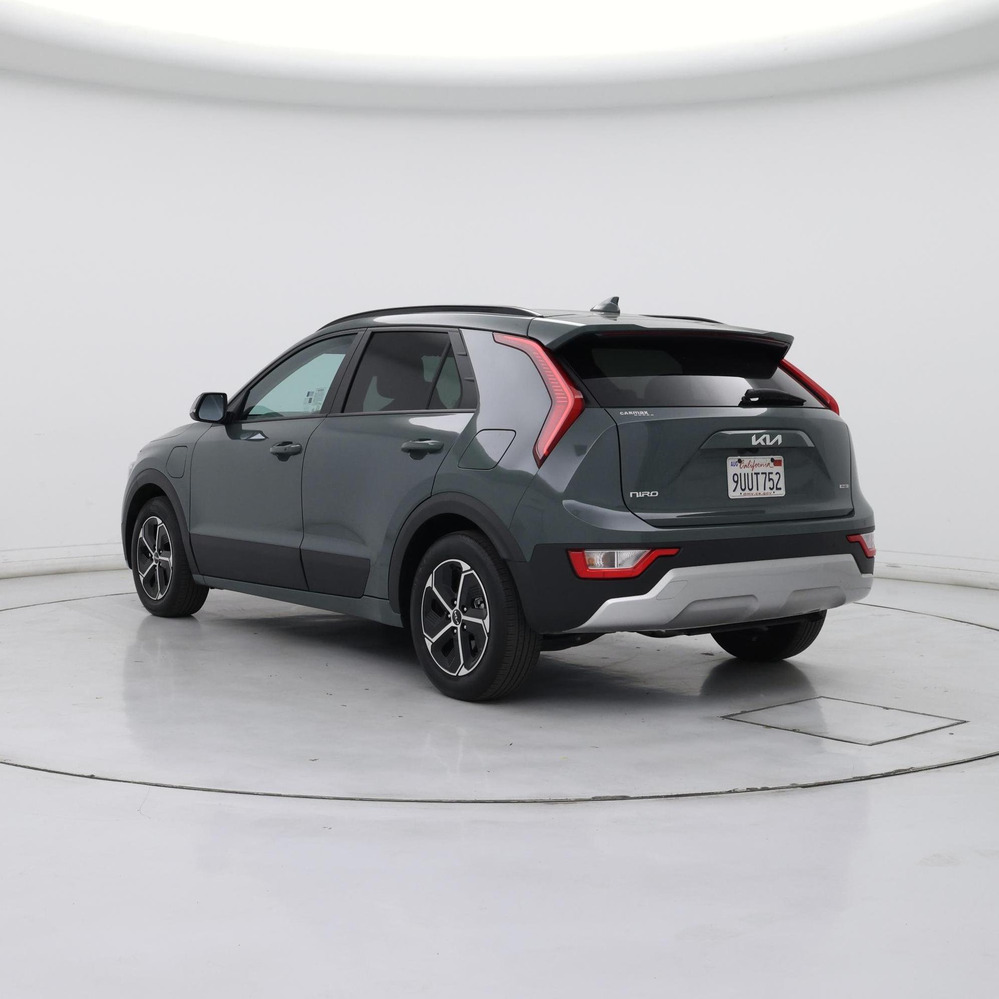 Thumbnail: 2025 Kia Niro - 2