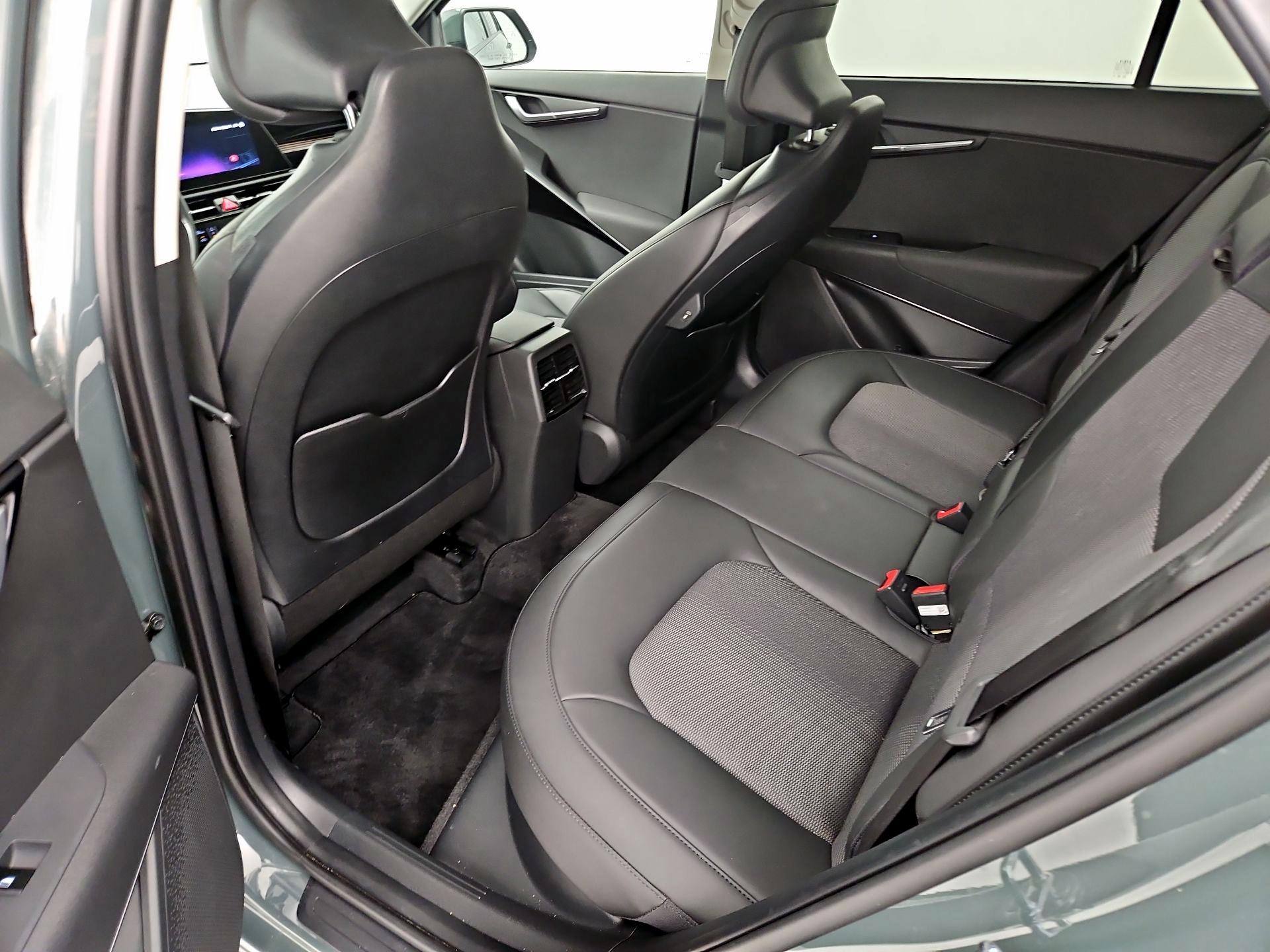 Thumbnail: 2025 Kia Niro - 19