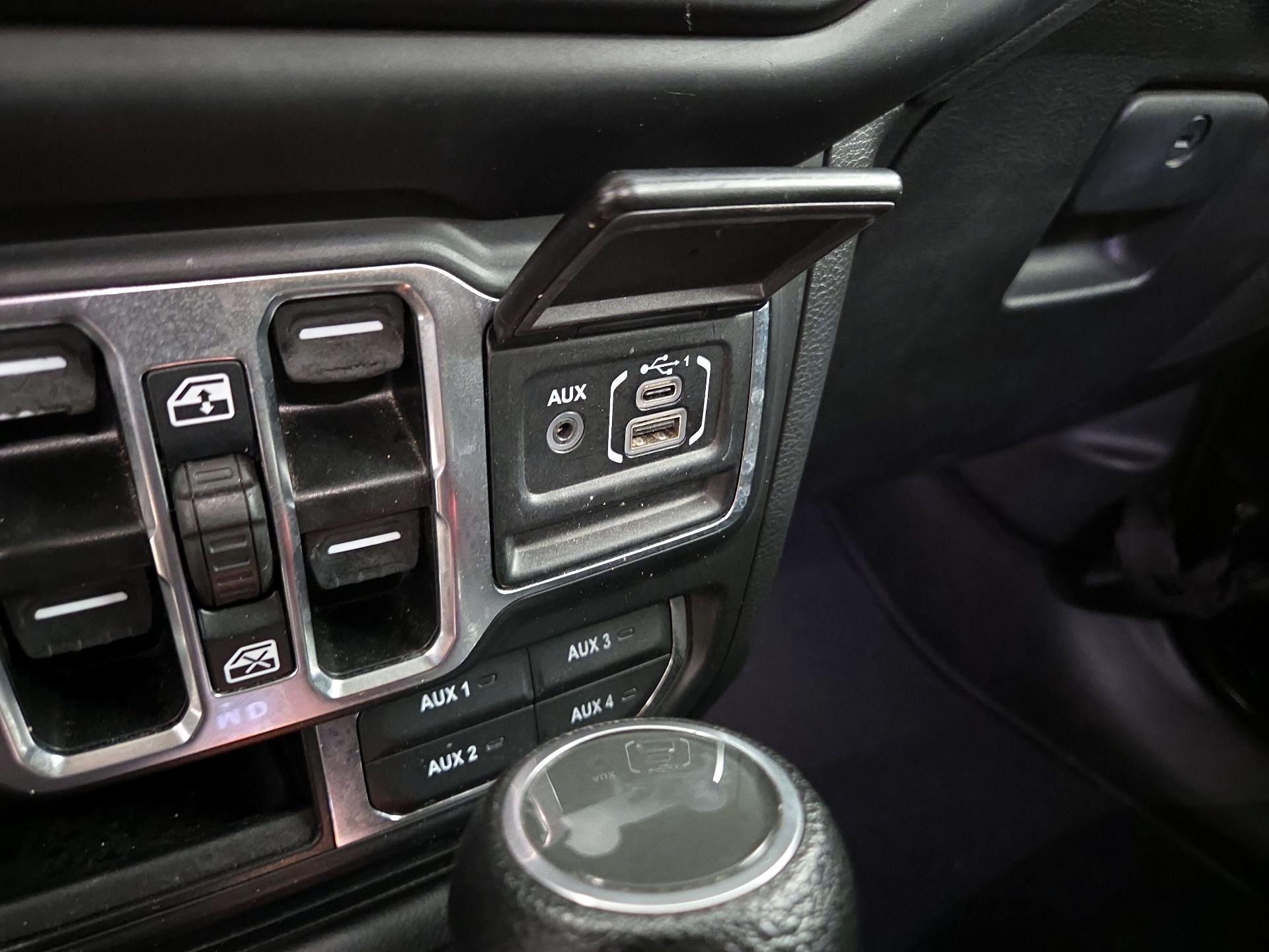 Thumbnail: 2023 Jeep Wrangler - 19