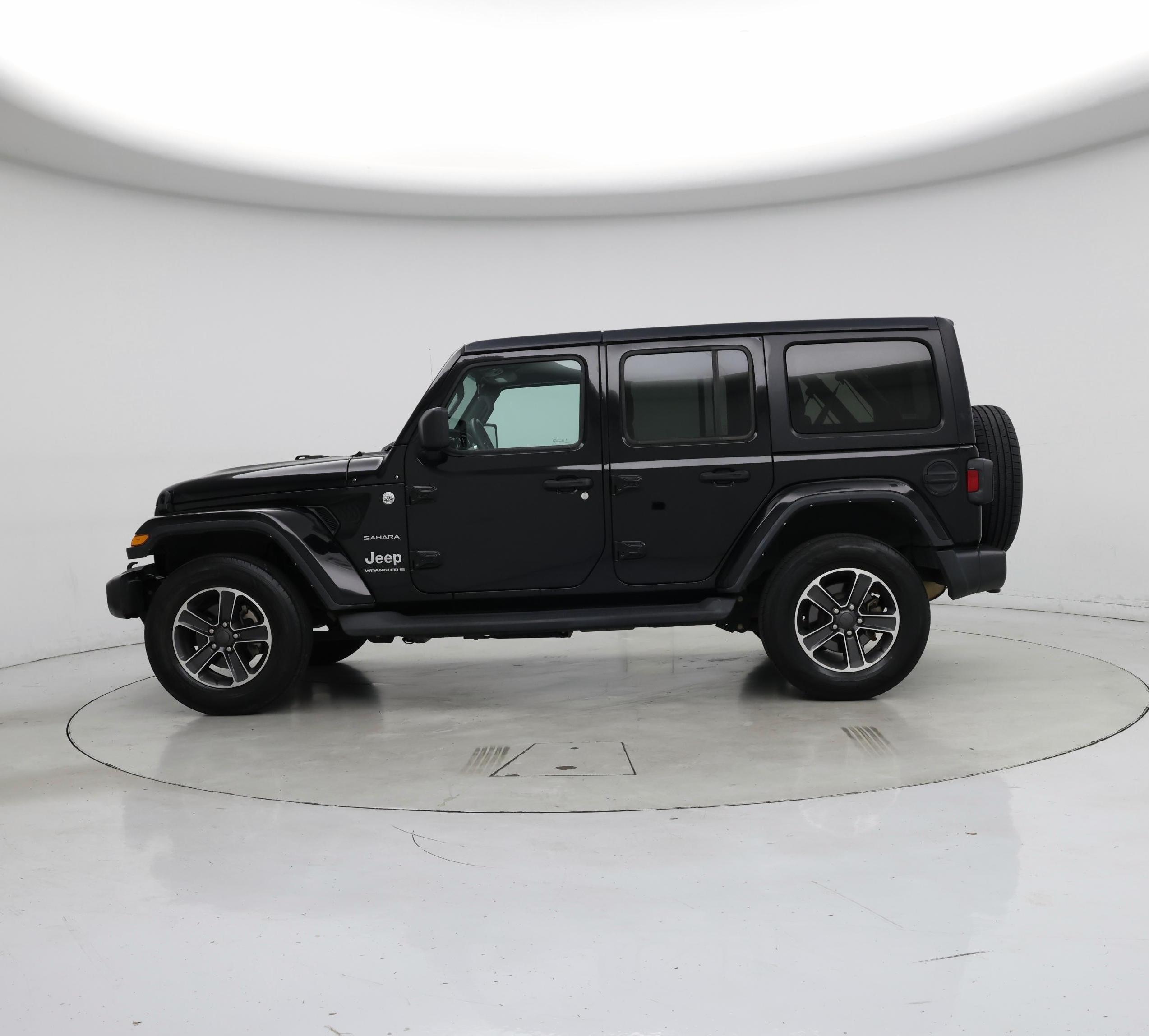 Thumbnail: 2023 Jeep Wrangler - 3