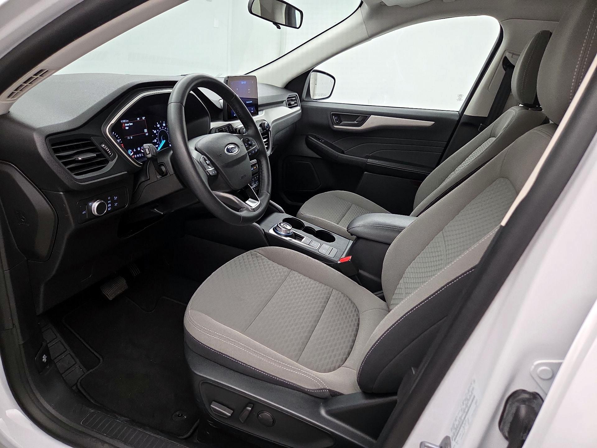 Thumbnail: 2022 Ford Escape - 11