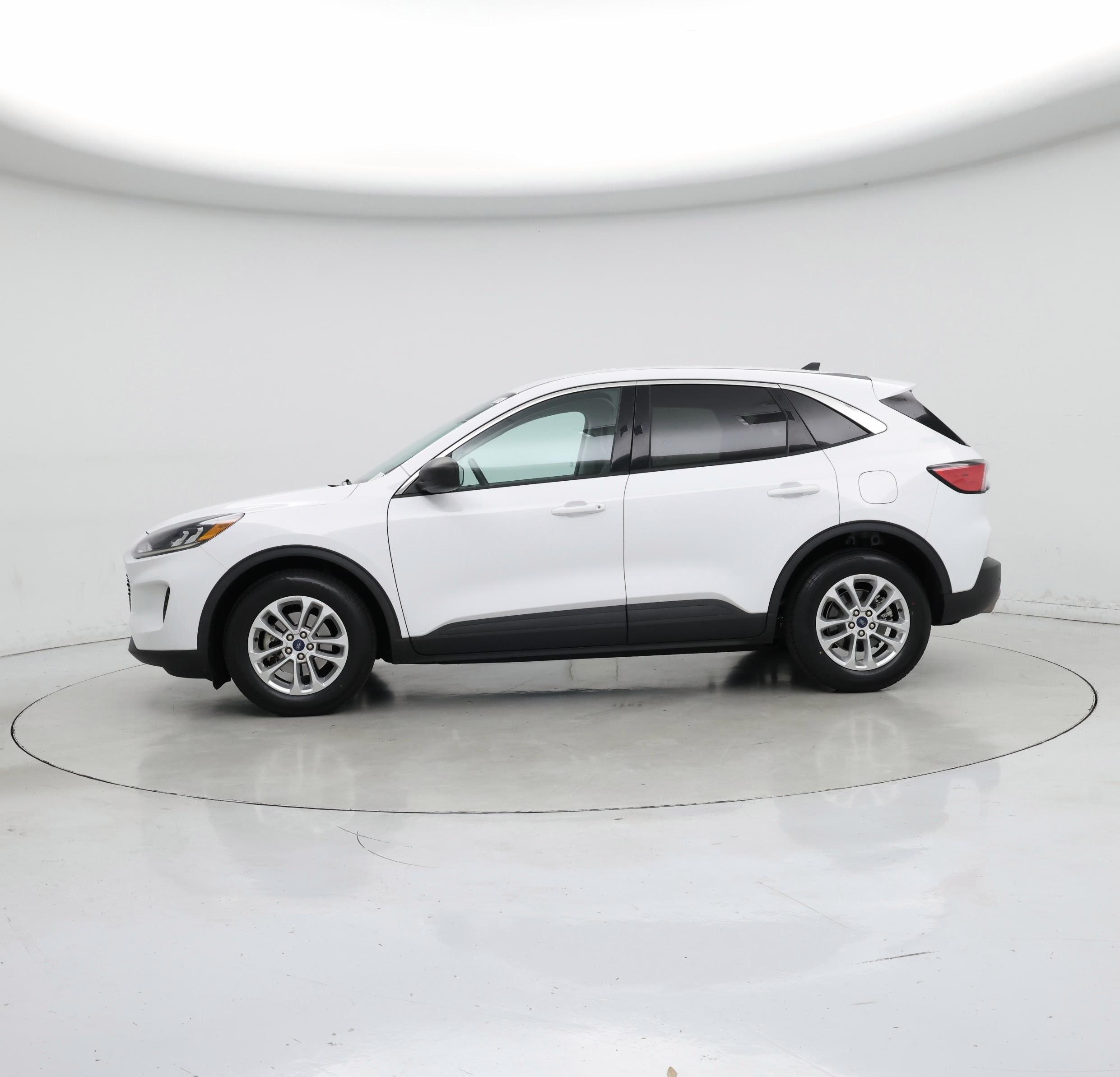 Thumbnail: 2022 Ford Escape - 3