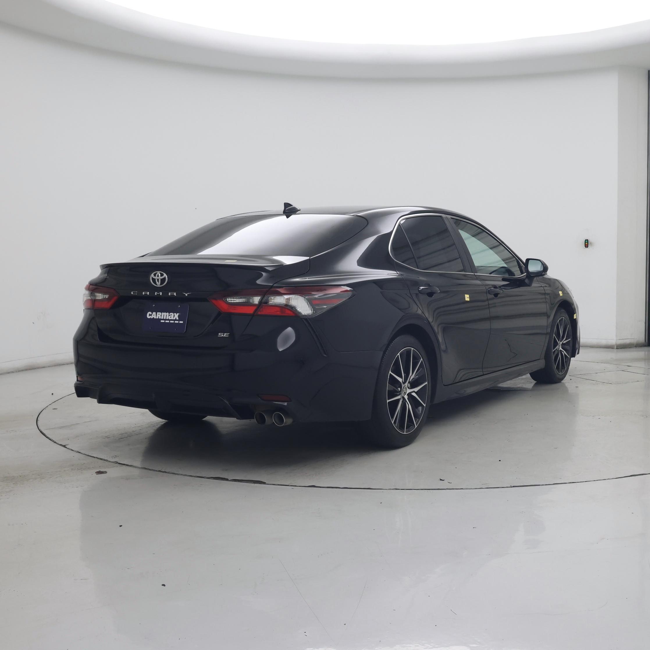 Thumbnail: 2023 Toyota Camry - 8