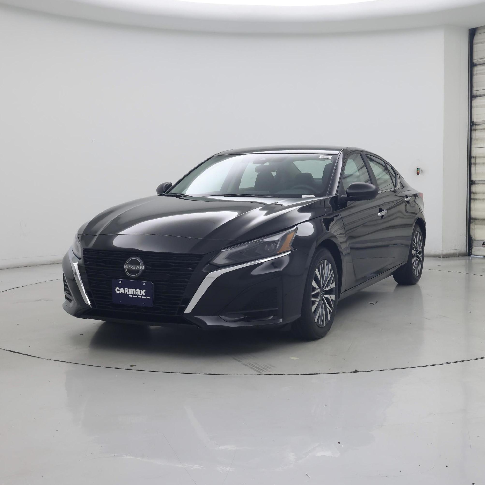 Thumbnail: 2025 Nissan Altima - 4