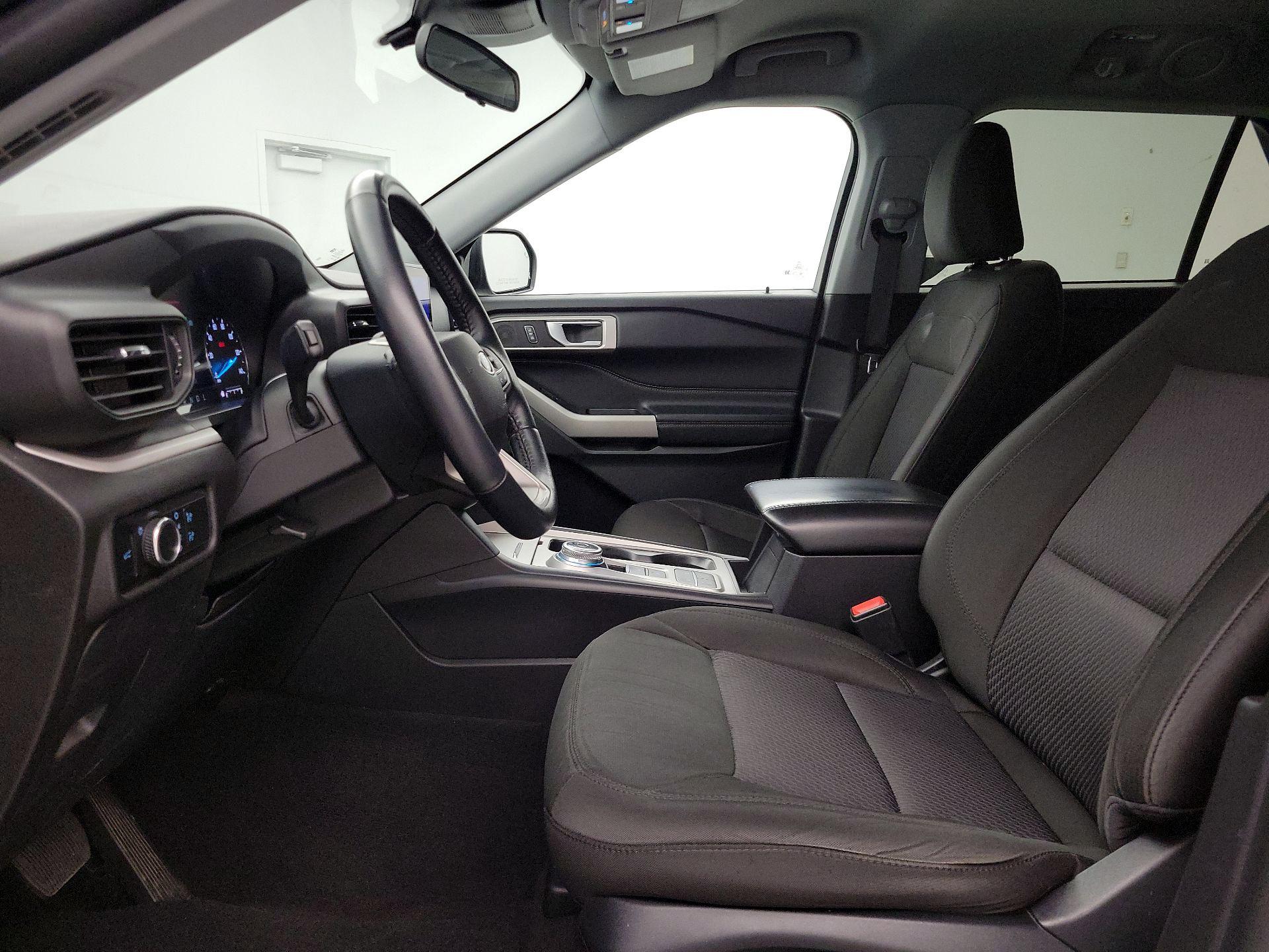 Thumbnail: 2023 Ford Explorer - 11