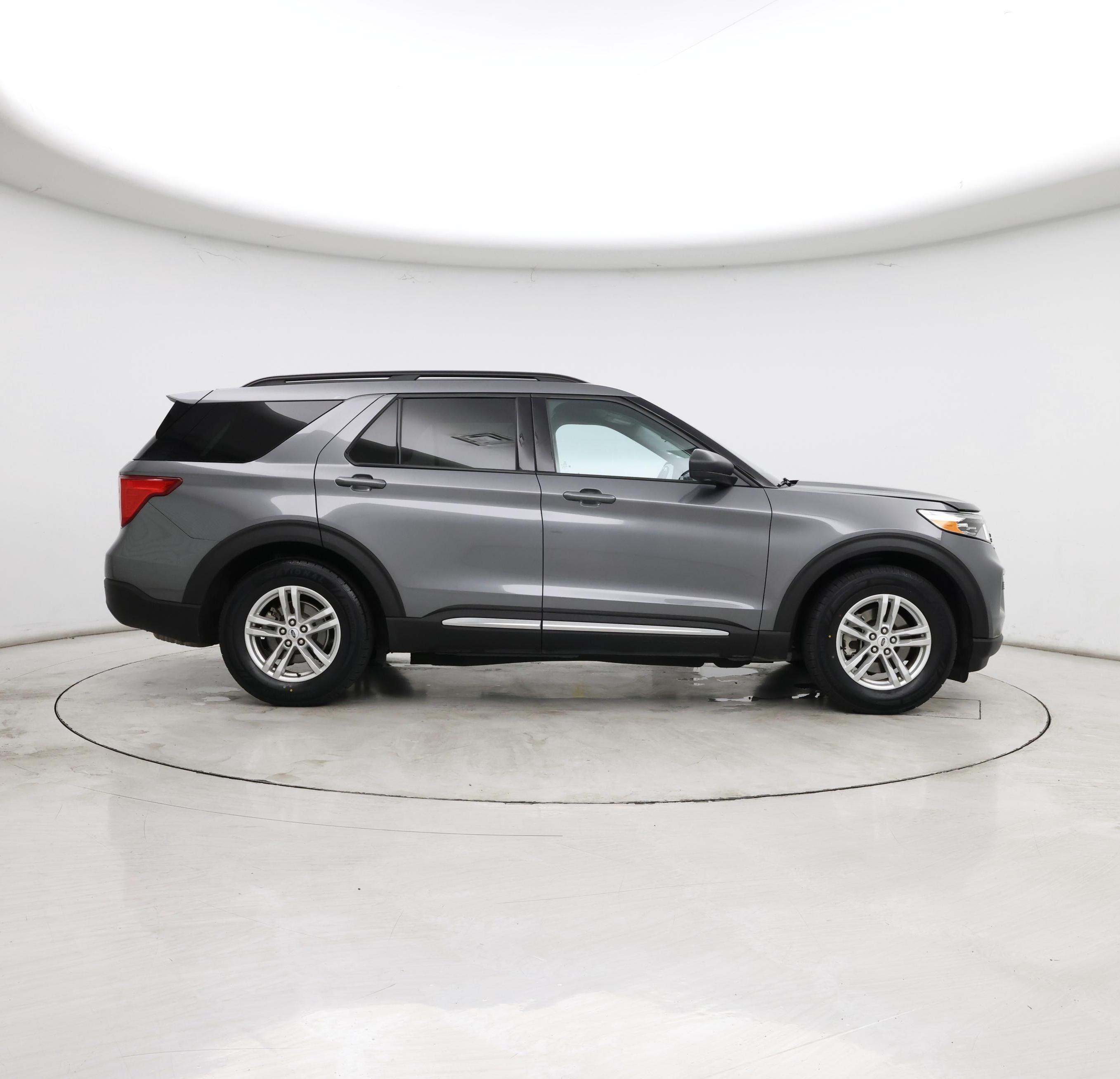Thumbnail: 2023 Ford Explorer - 7