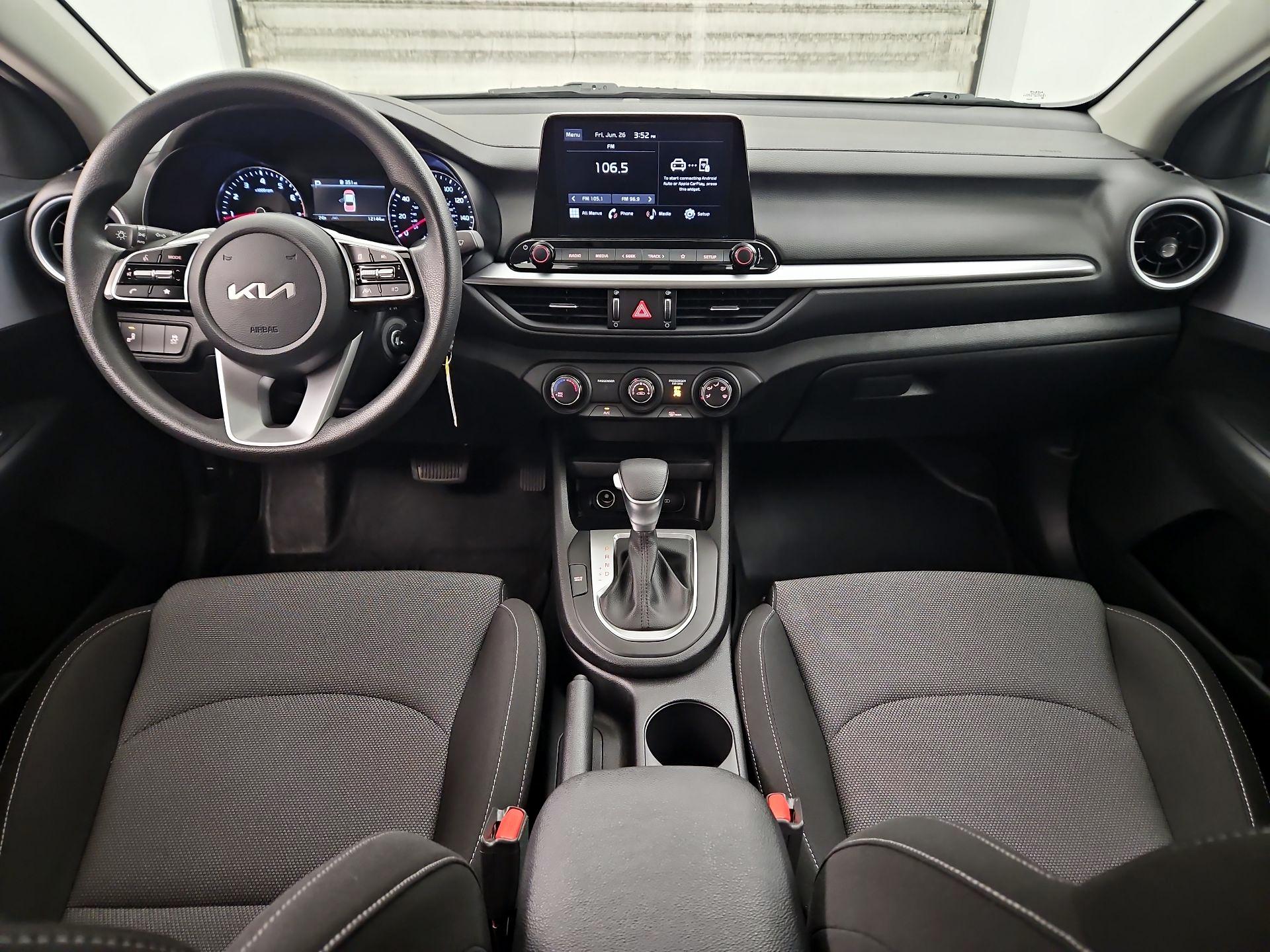 Thumbnail: 2024 Kia Forte - 9