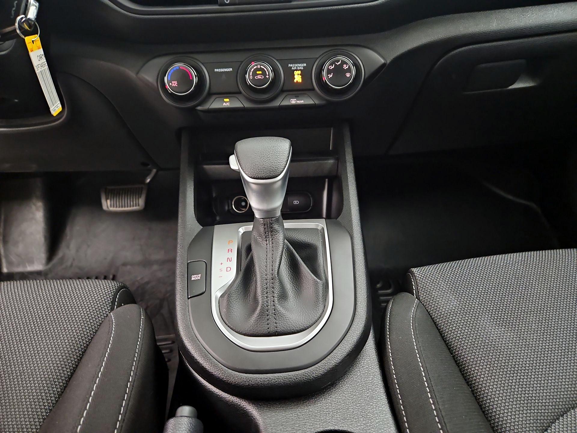 Thumbnail: 2024 Kia Forte - 17
