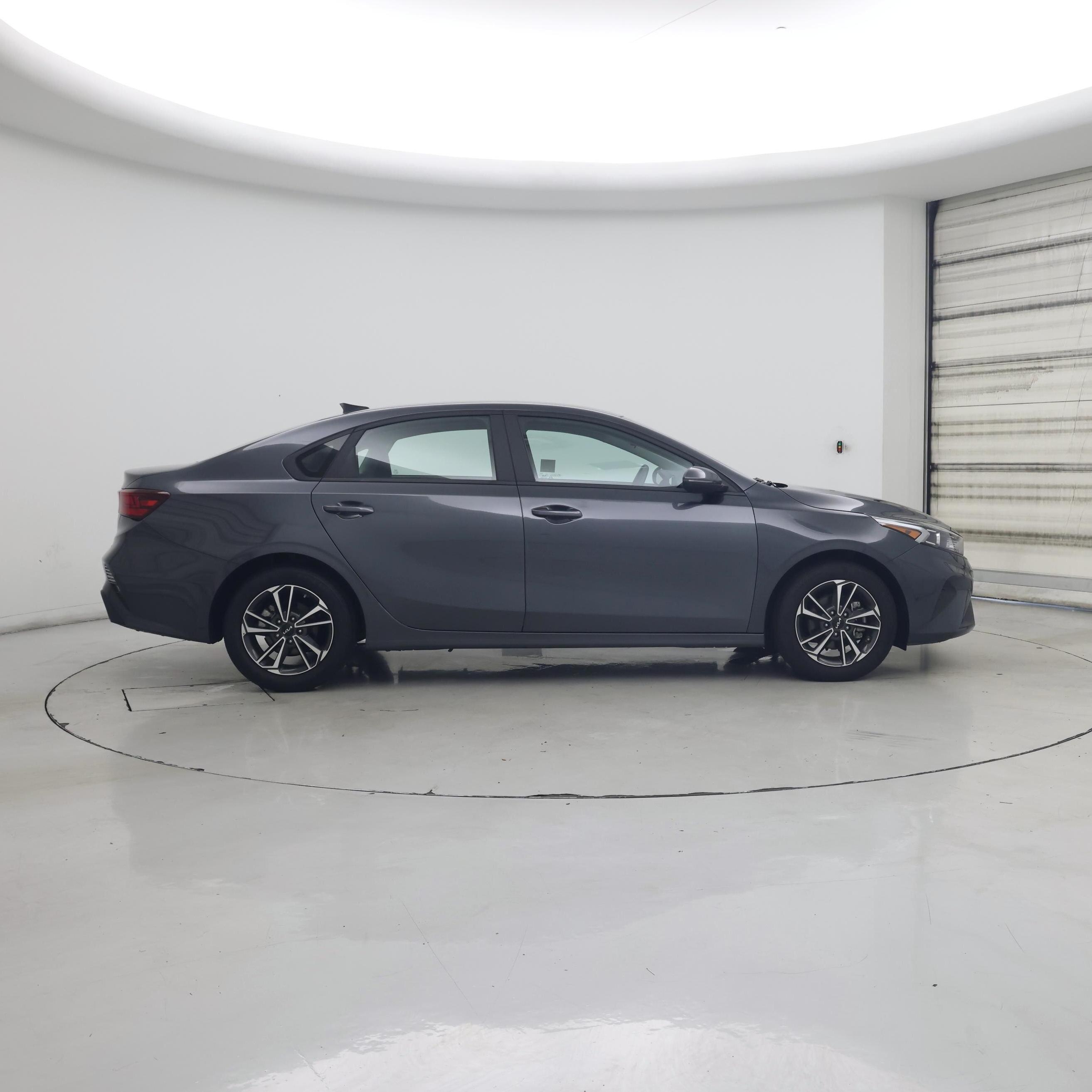Thumbnail: 2024 Kia Forte - 7