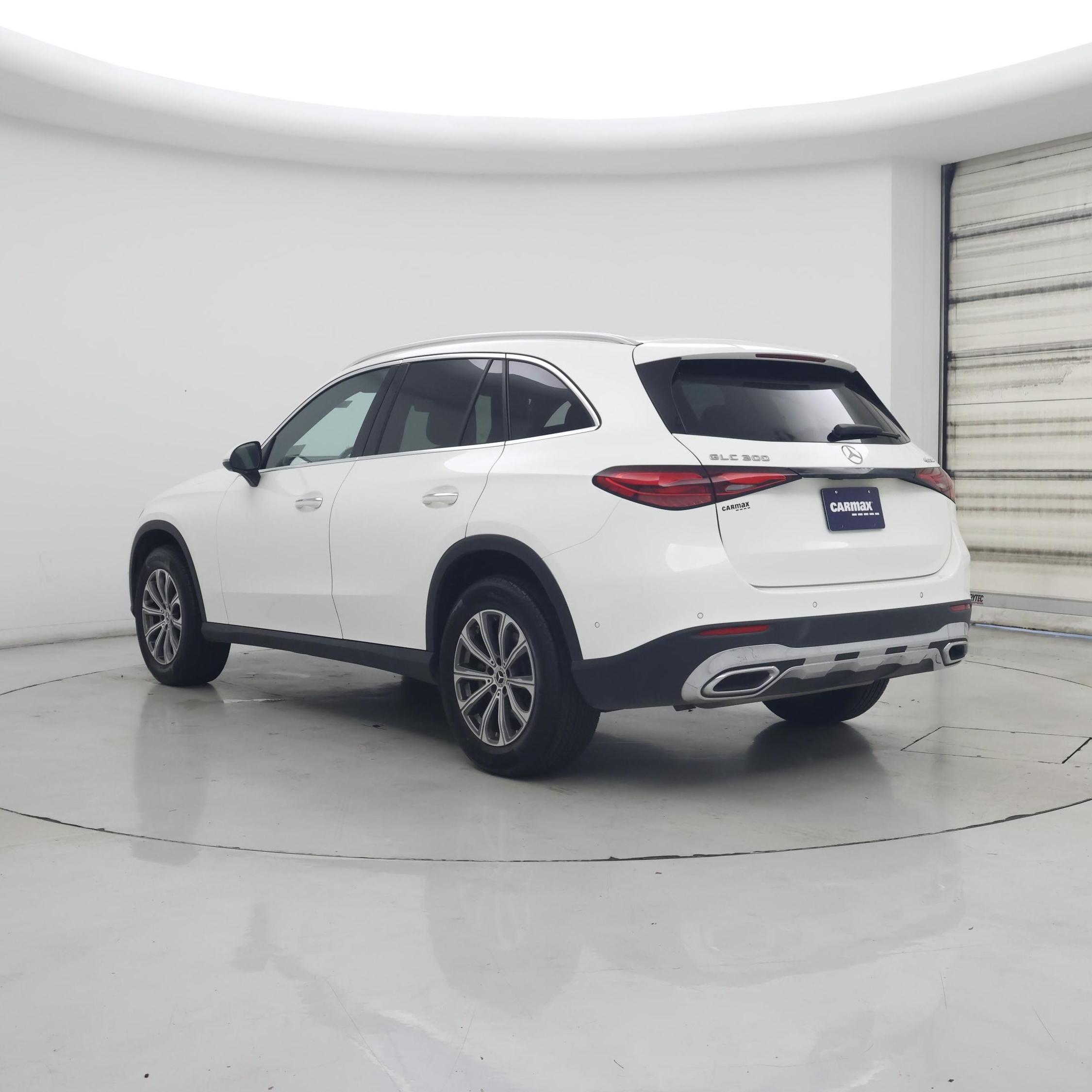 Thumbnail: 2024 Mercedes-Benz GLC - 2