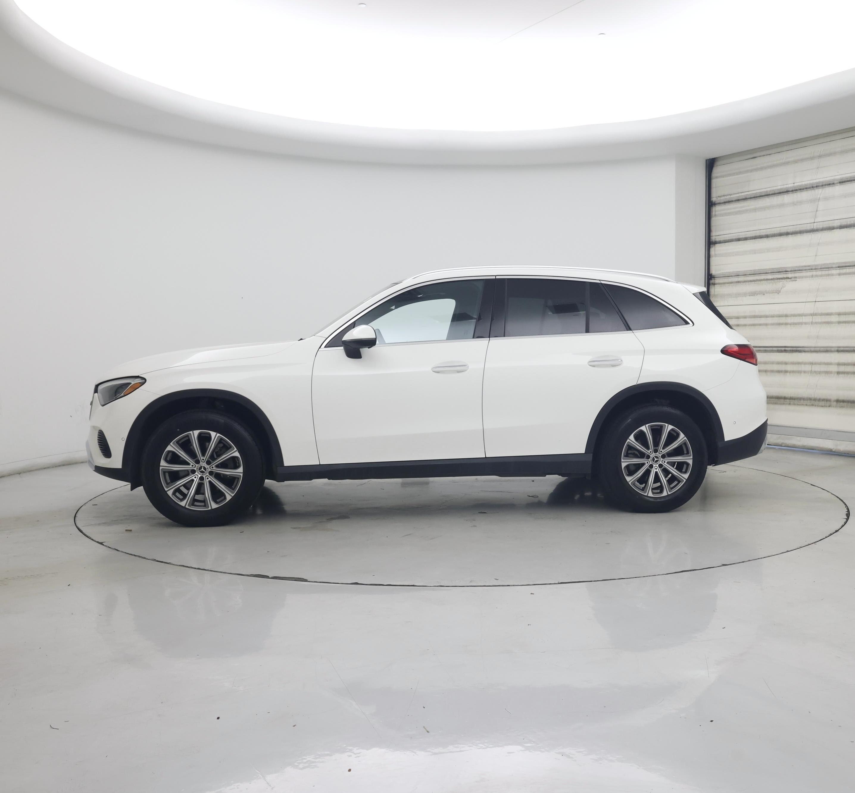 Thumbnail: 2024 Mercedes-Benz GLC - 3
