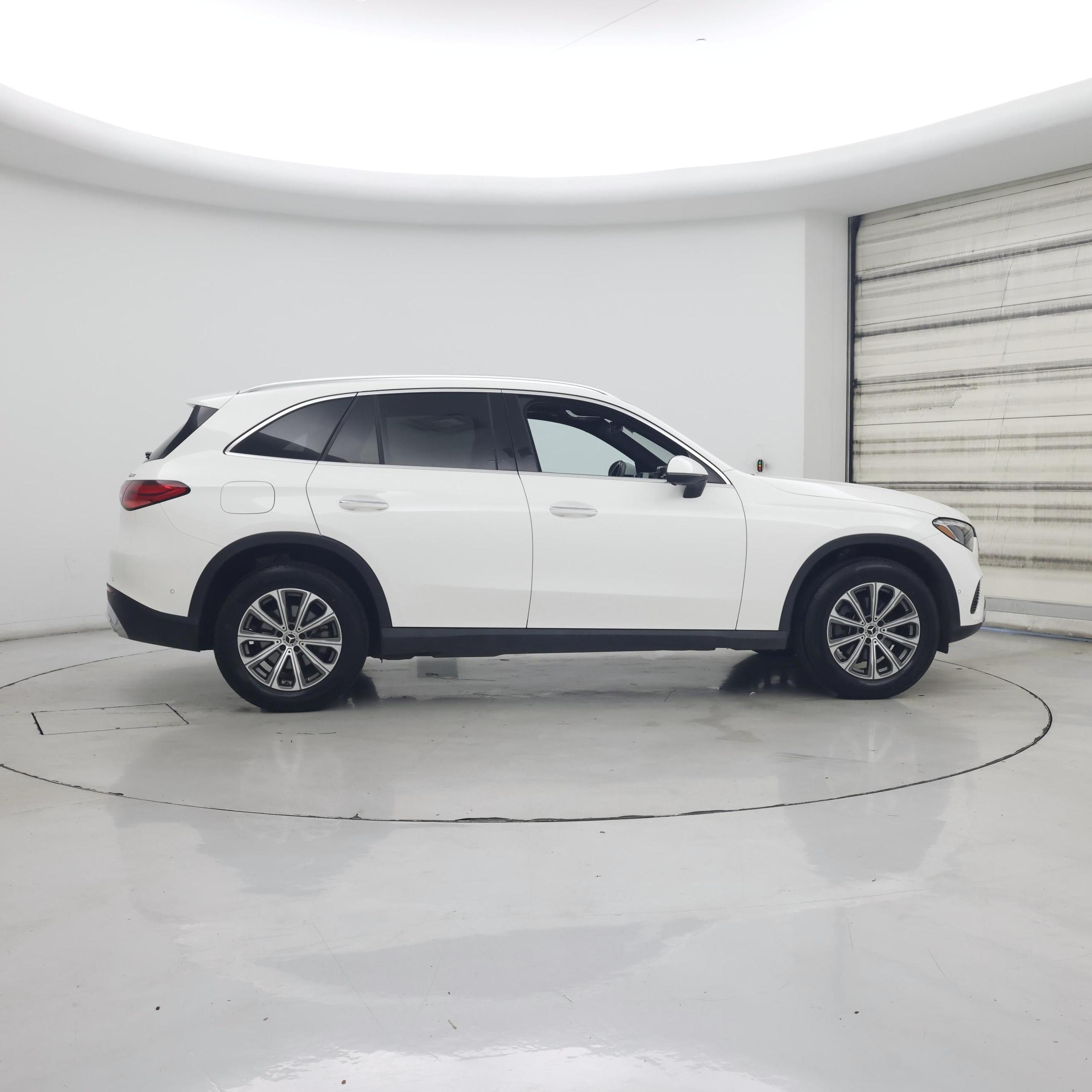 Thumbnail: 2024 Mercedes-Benz GLC - 7
