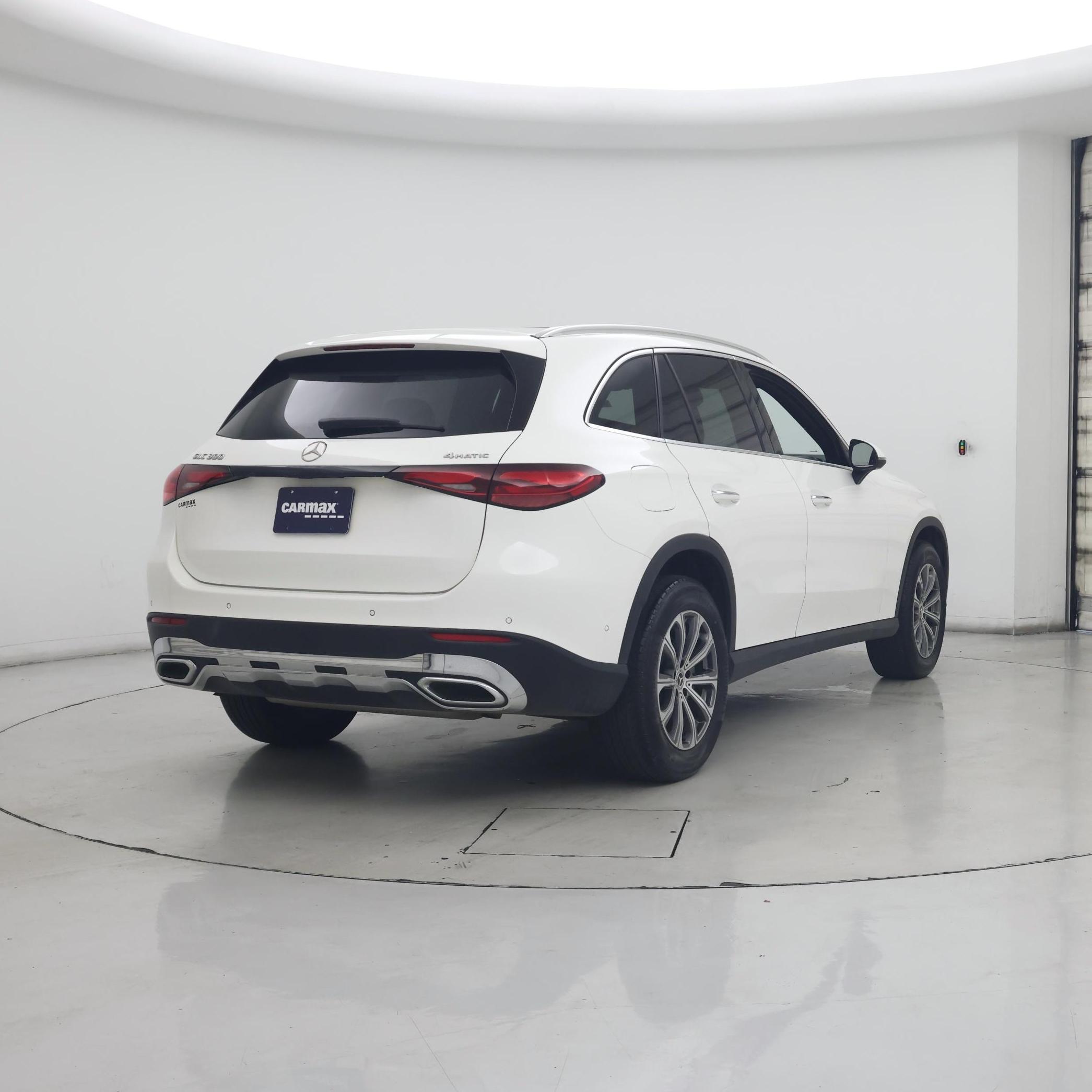 Thumbnail: 2024 Mercedes-Benz GLC - 8