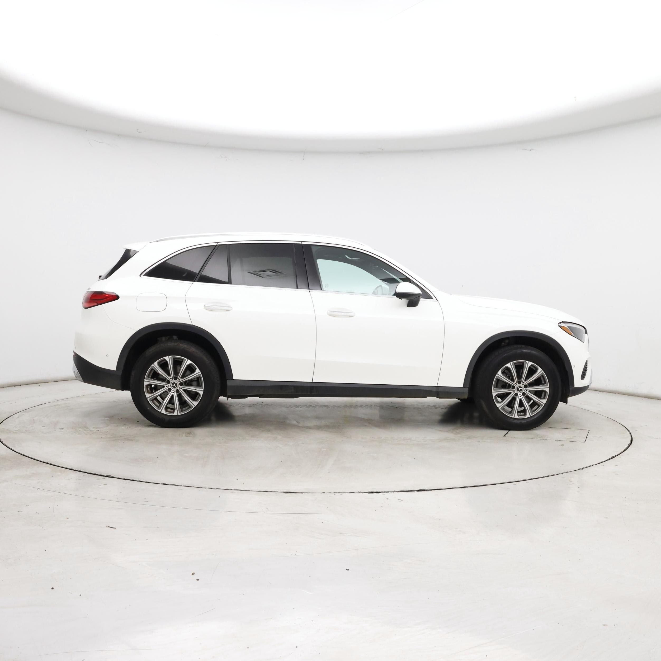 Thumbnail: 2024 Mercedes-Benz GLC - 7