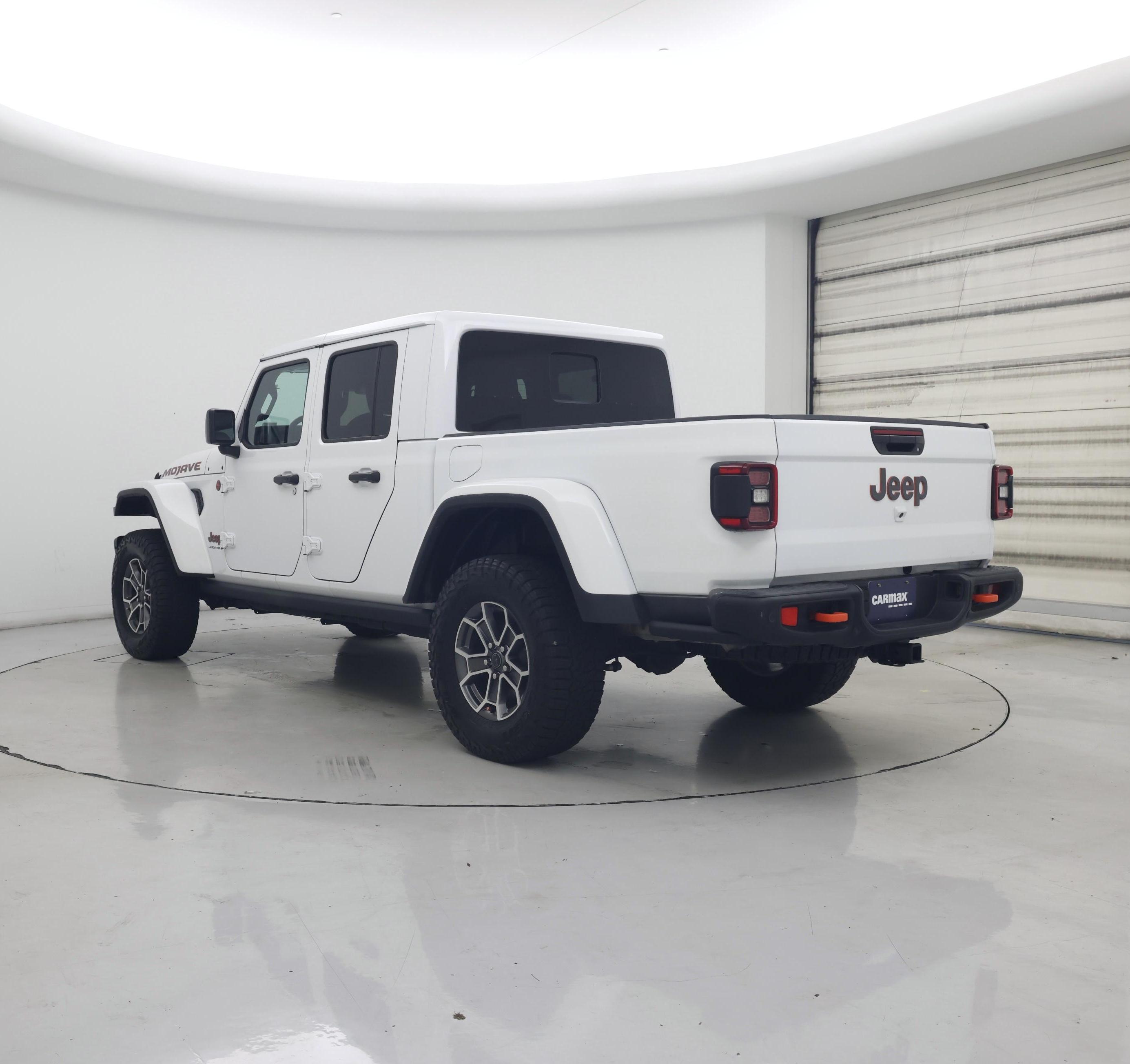 Thumbnail: 2025 Jeep Gladiator - 2