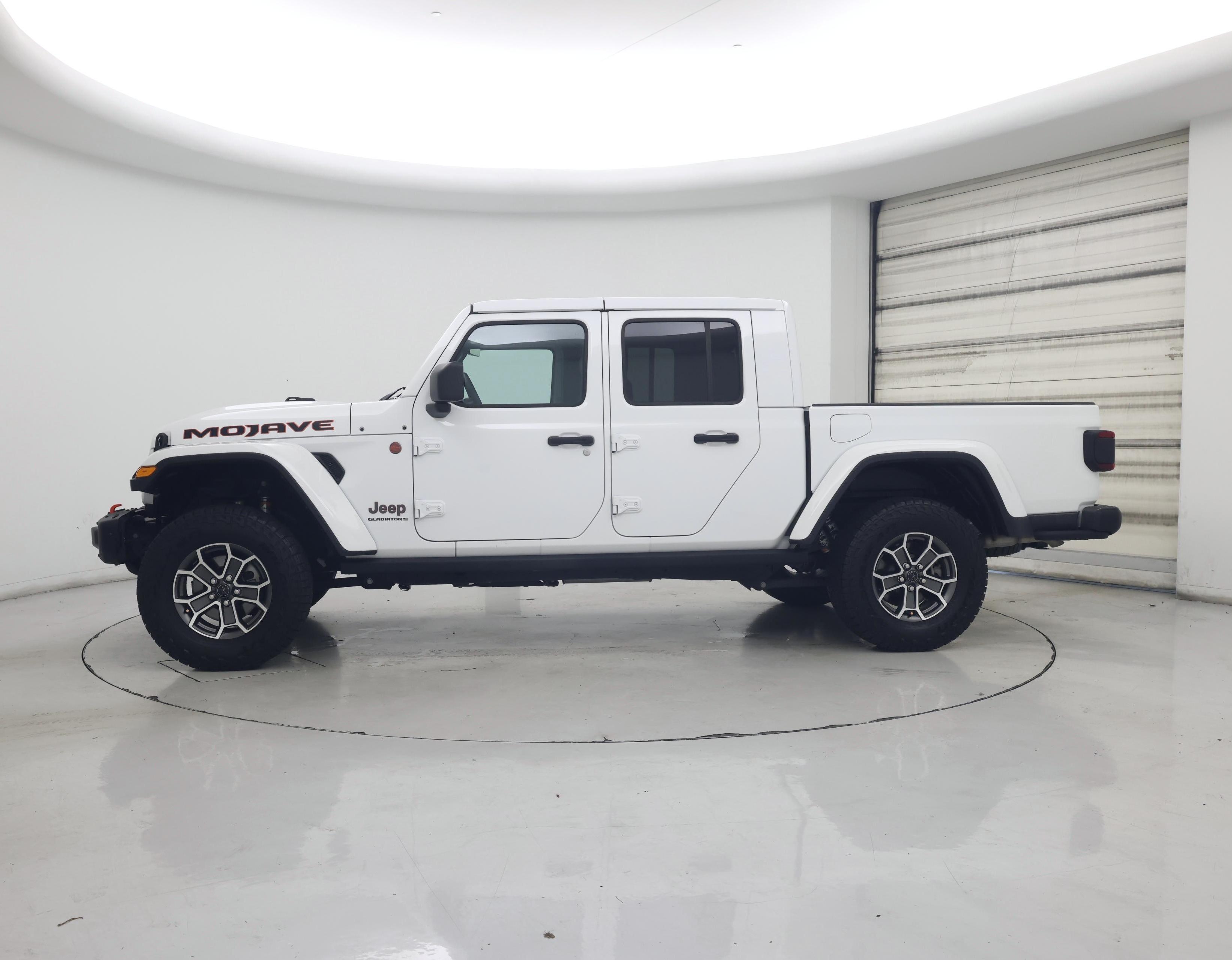 Thumbnail: 2025 Jeep Gladiator - 3