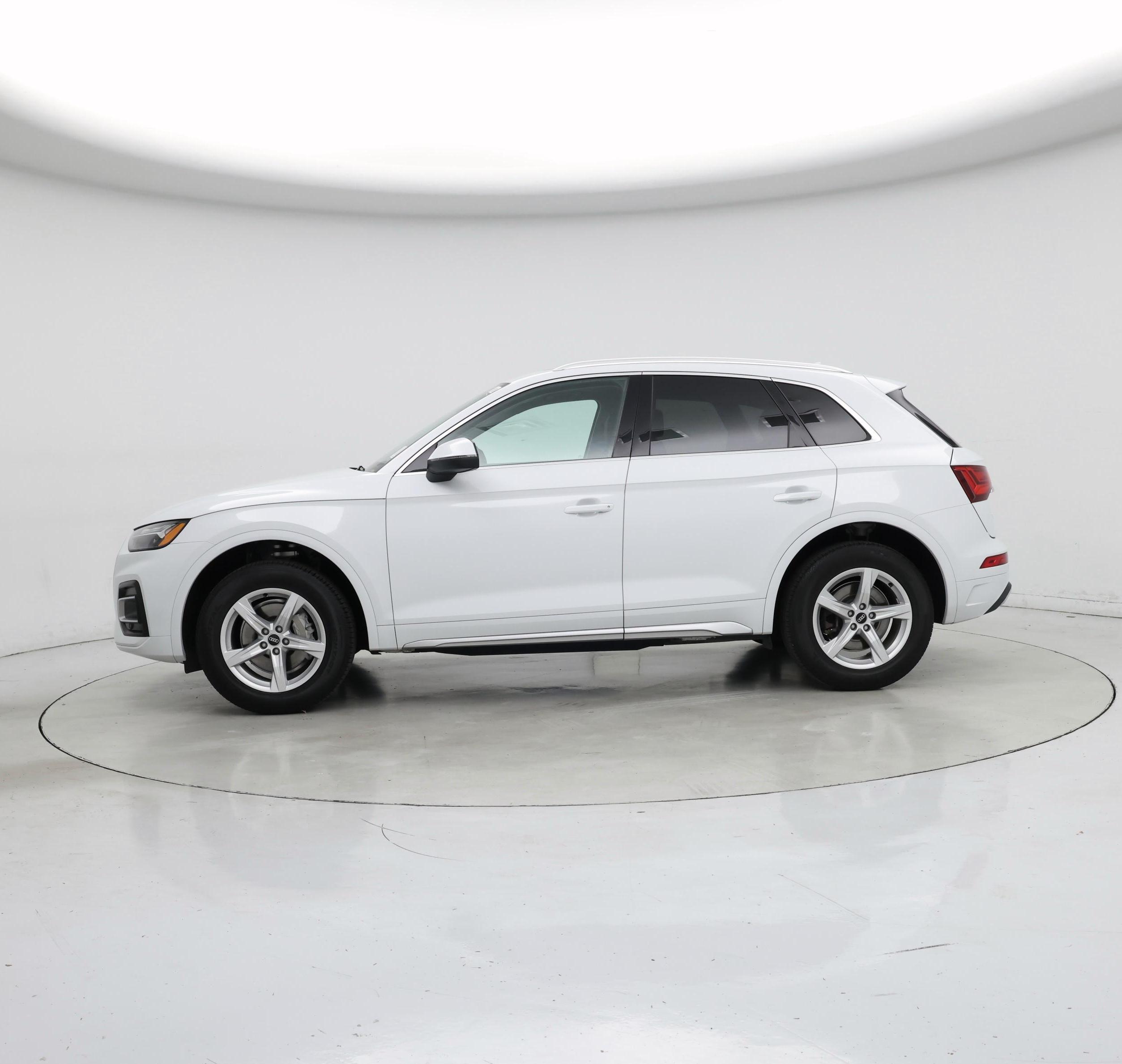 Thumbnail: 2022 Audi Q5 - 3