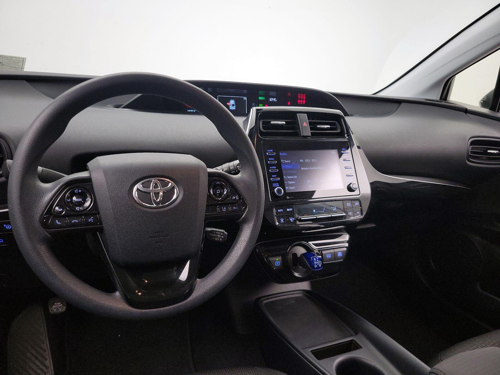 Thumbnail: 2022 Toyota Prius - 9