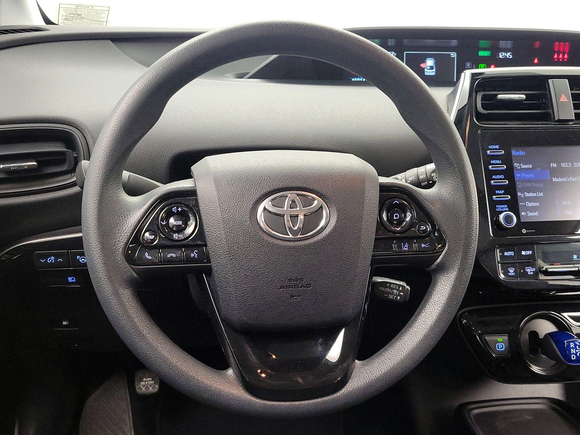 Thumbnail: 2022 Toyota Prius - 10
