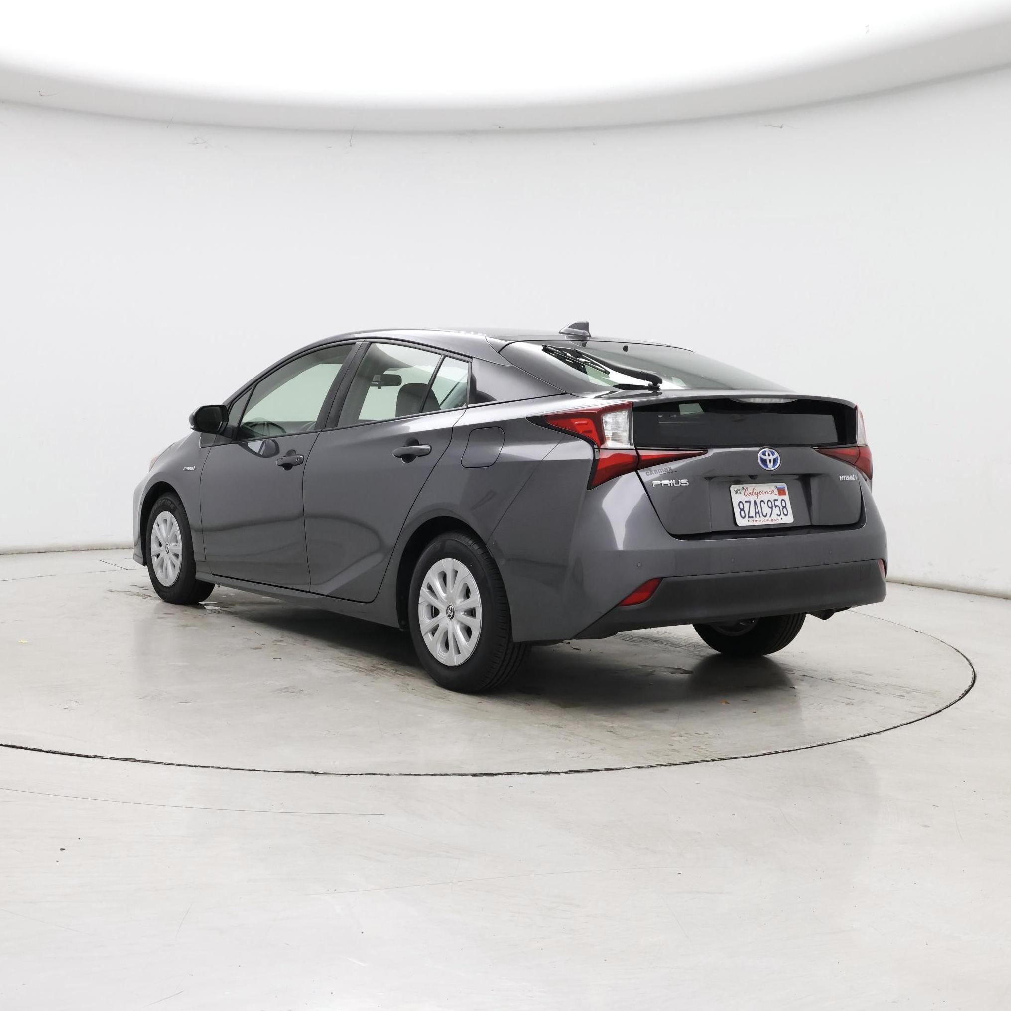 Thumbnail: 2022 Toyota Prius - 2