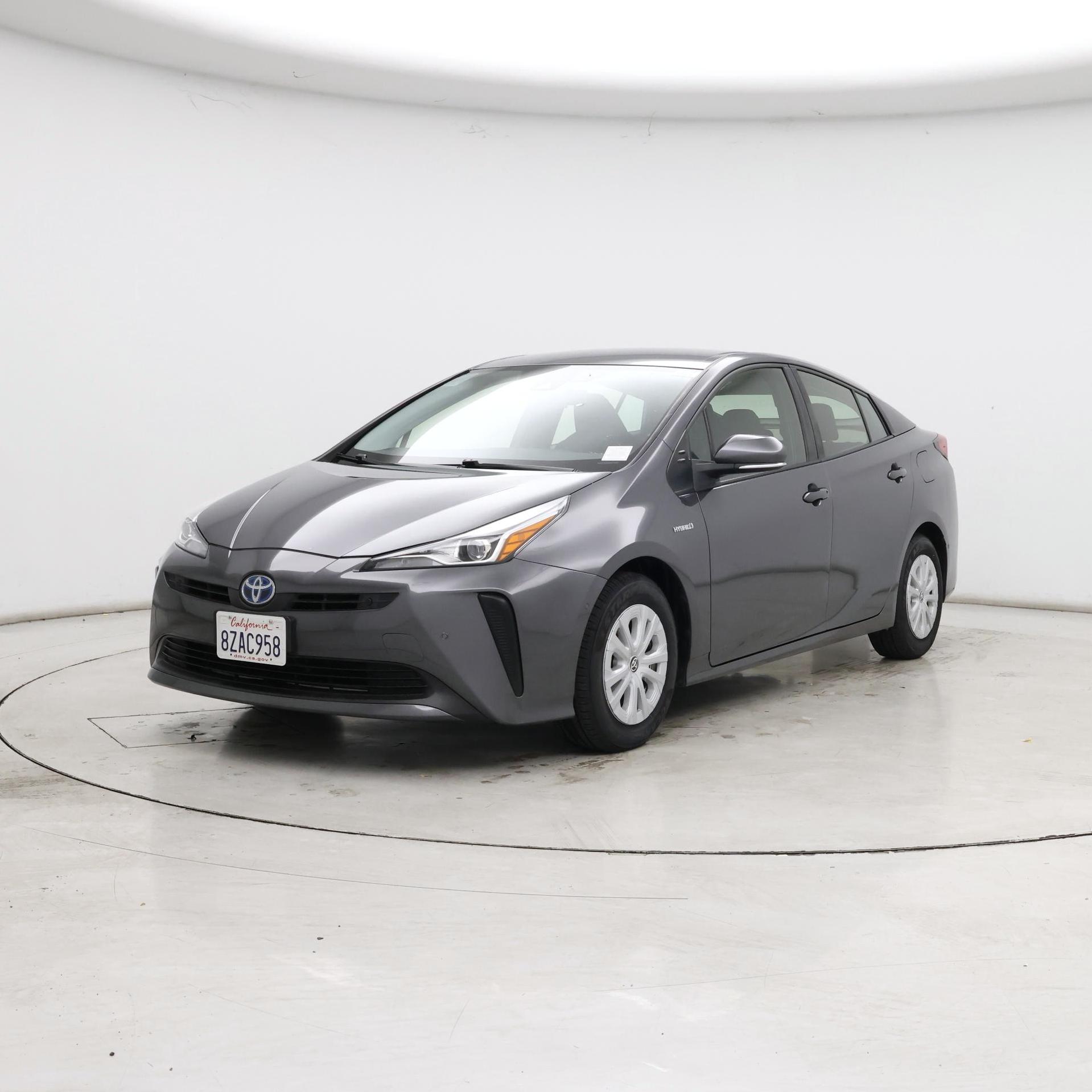 Thumbnail: 2022 Toyota Prius - 4