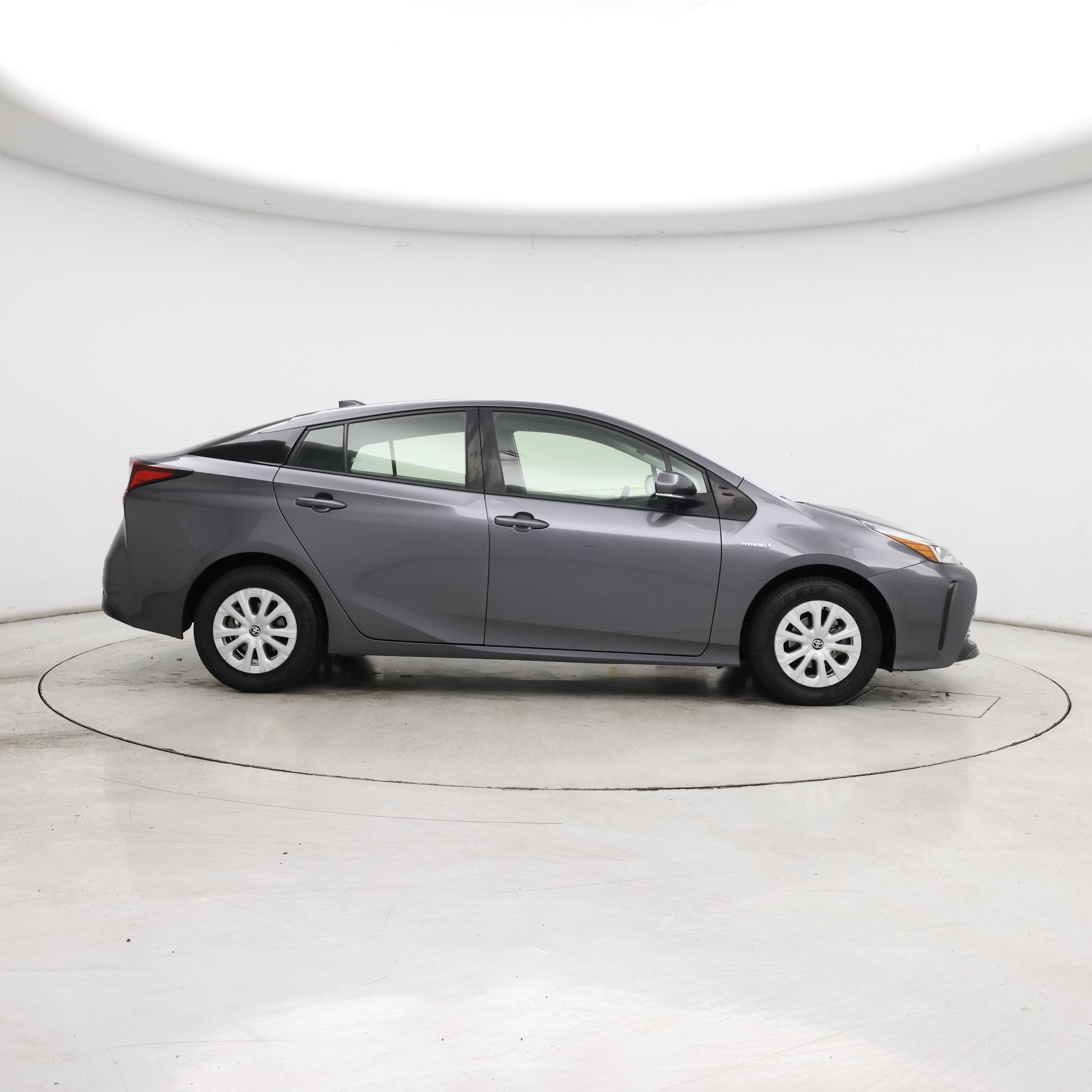Thumbnail: 2022 Toyota Prius - 7