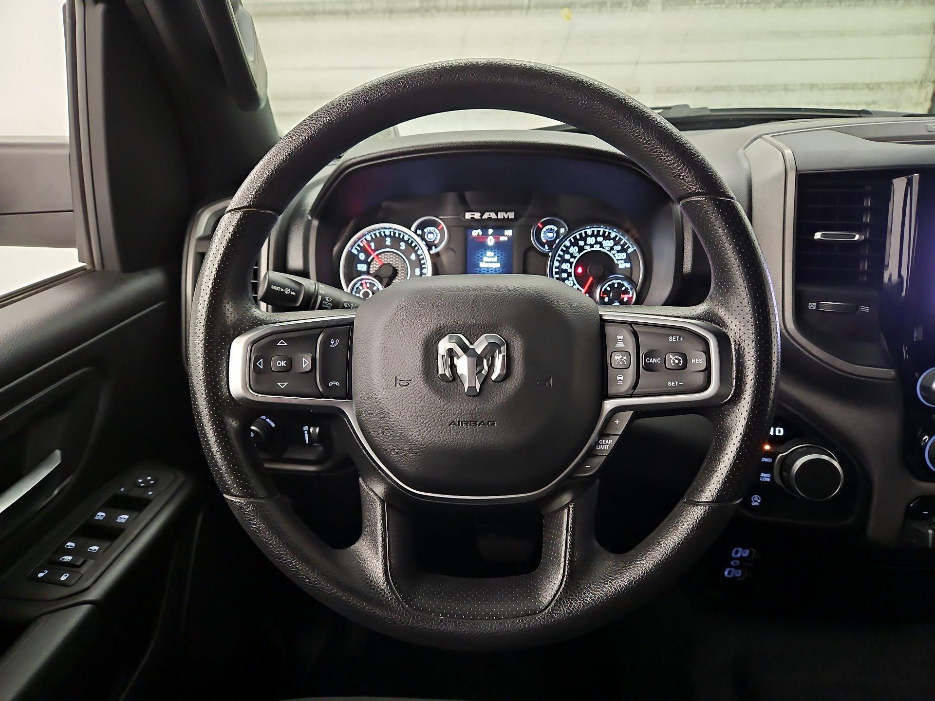 Thumbnail: 2025 RAM 1500 - 10