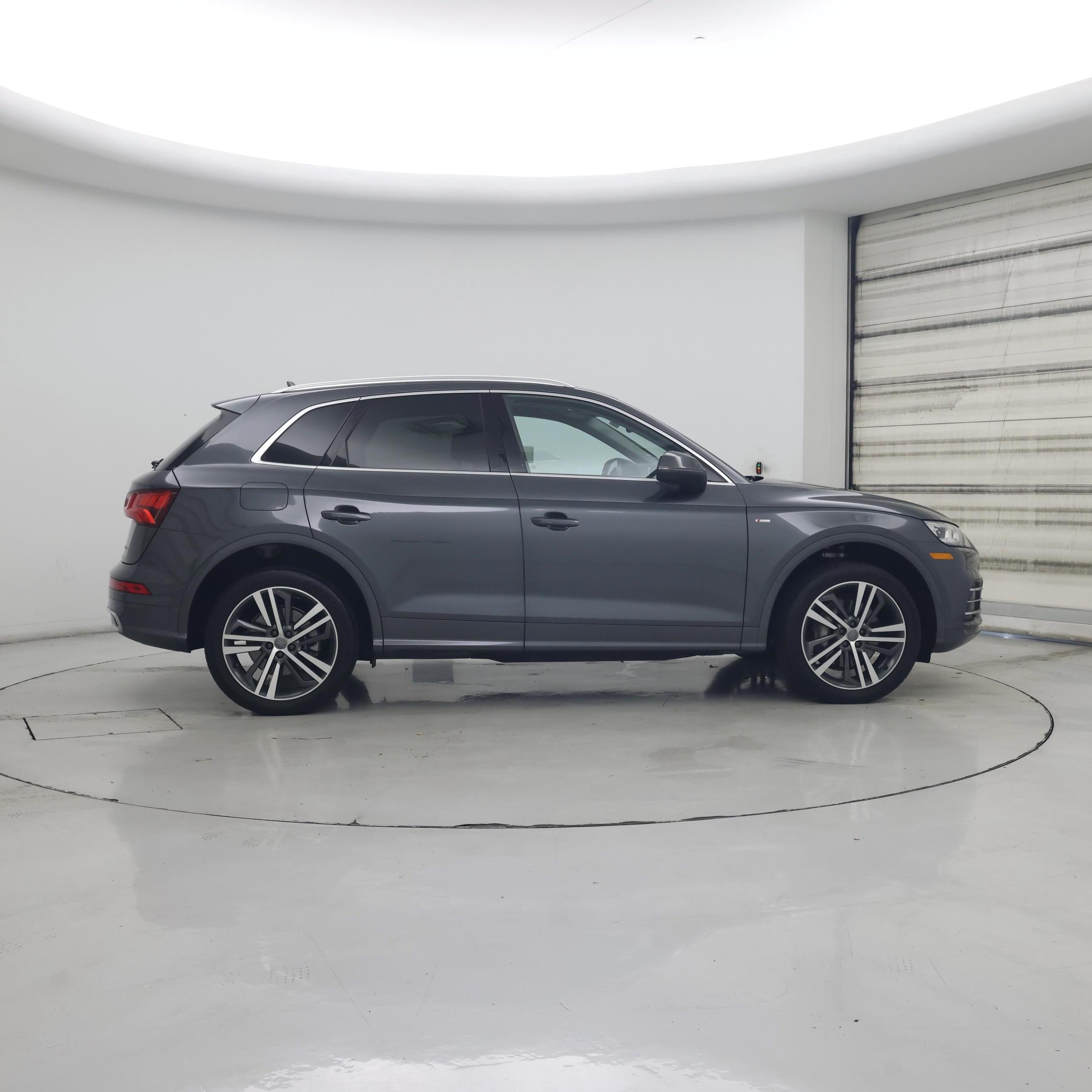 Thumbnail: 2020 Audi Q5 - 7
