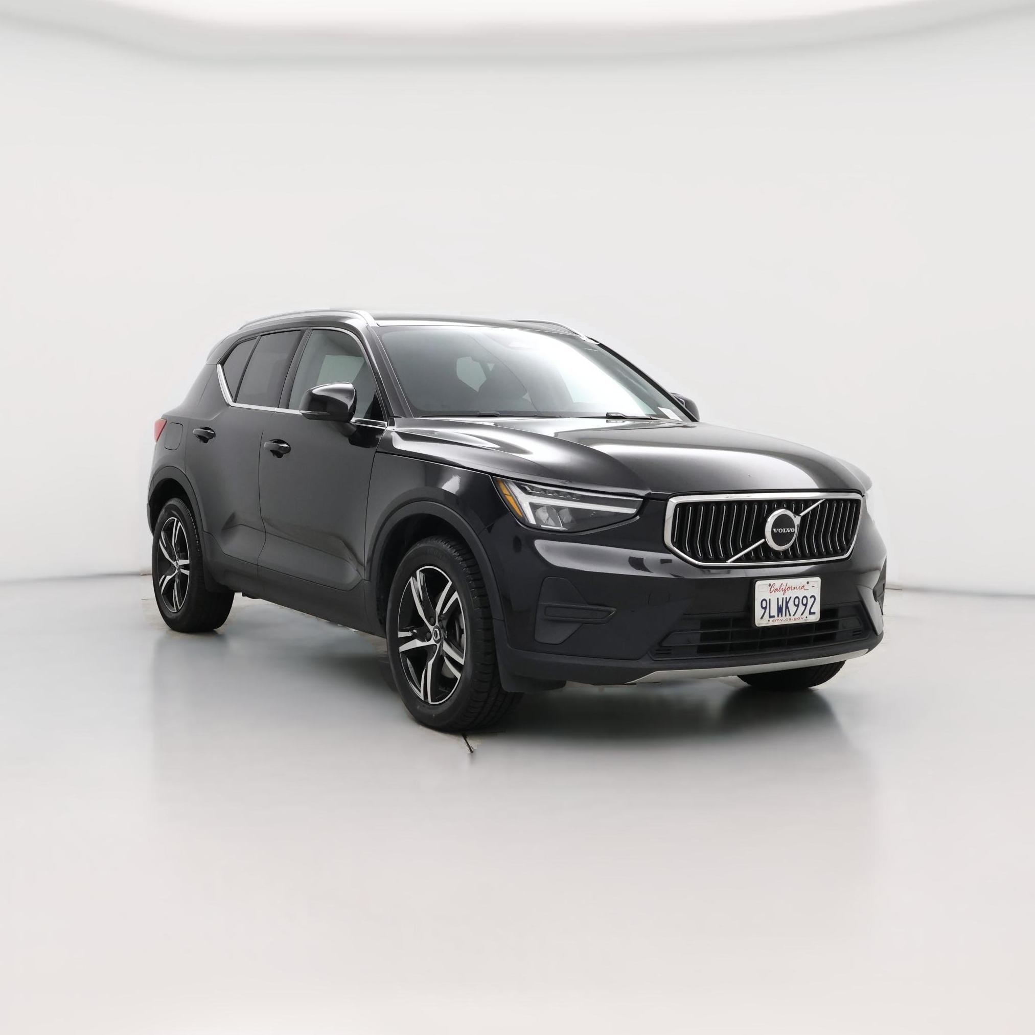 Thumbnail: 2024 Volvo XC40 - 1