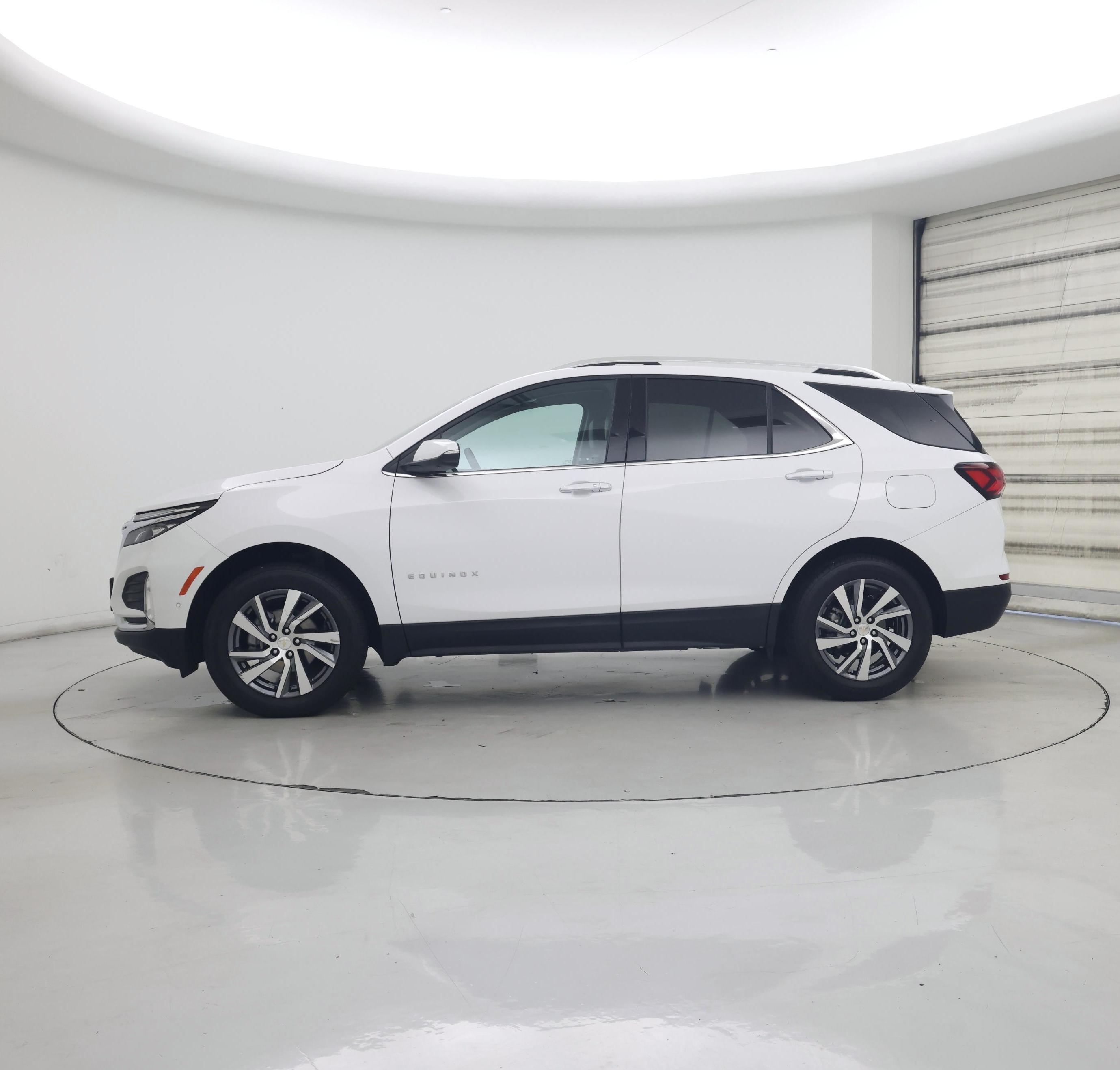 Thumbnail: 2024 Chevrolet Equinox - 3