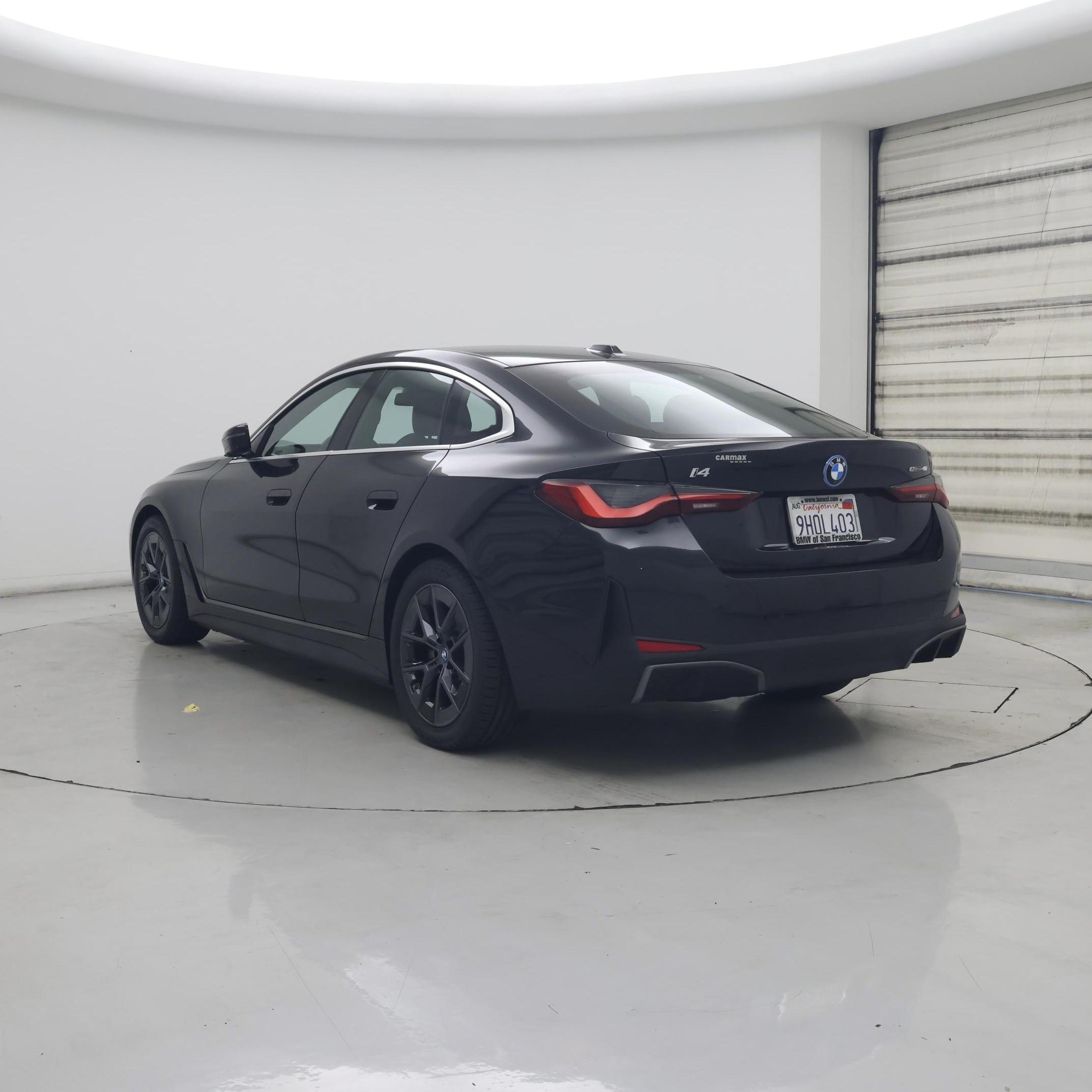 Thumbnail: 2023 BMW i4 - 2
