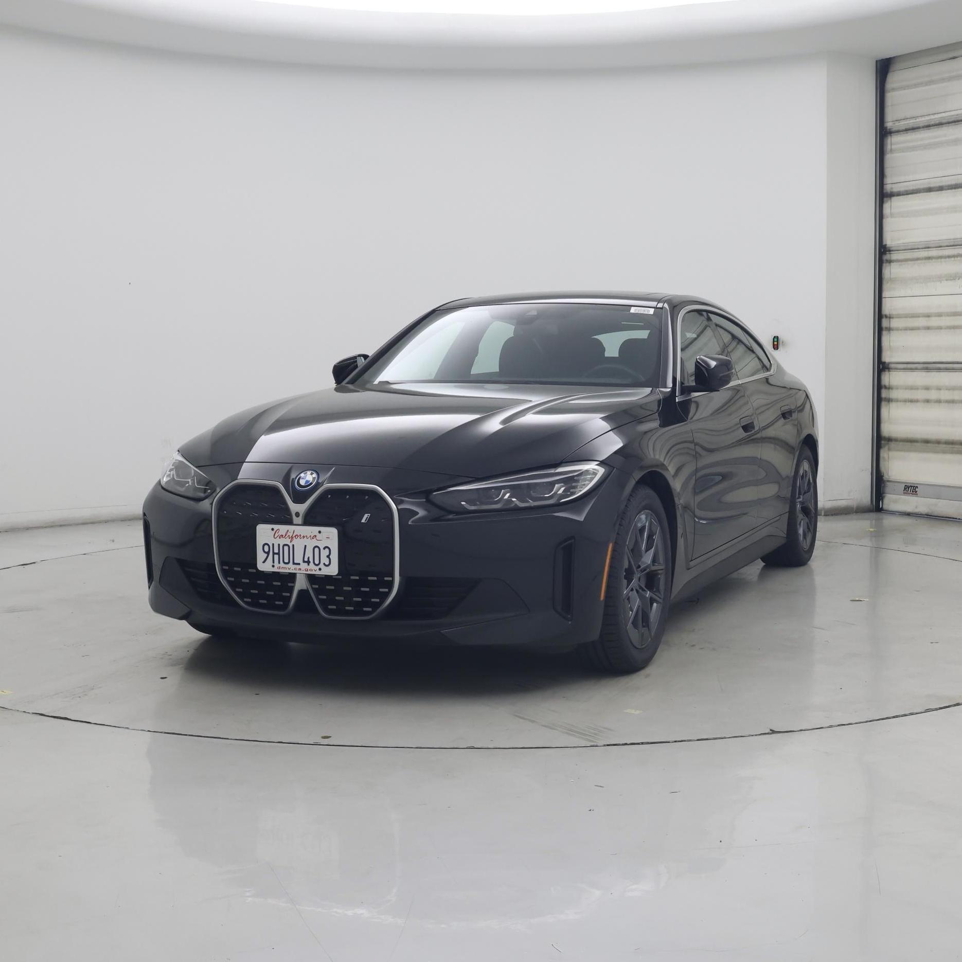 Thumbnail: 2023 BMW i4 - 4