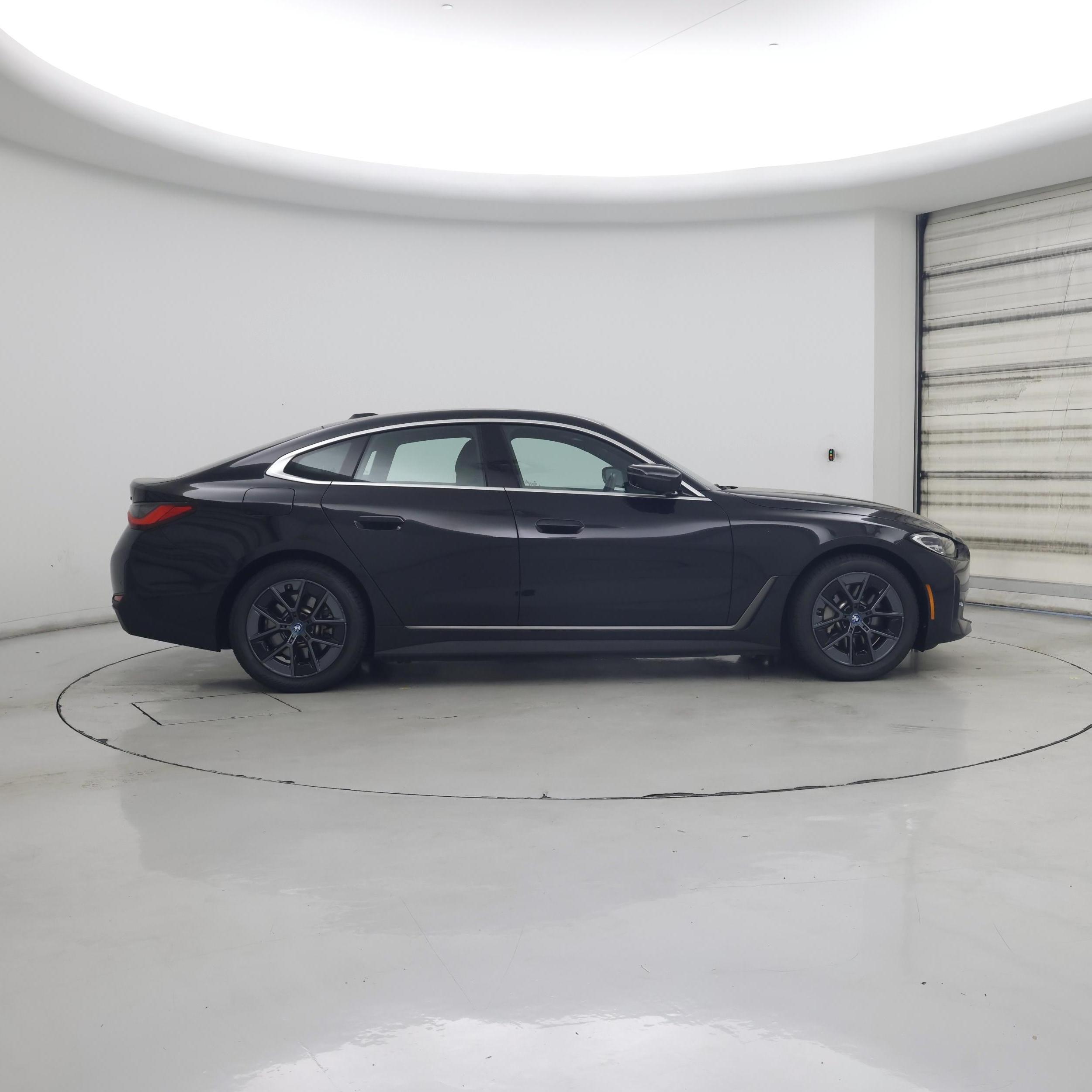 Thumbnail: 2023 BMW i4 - 7