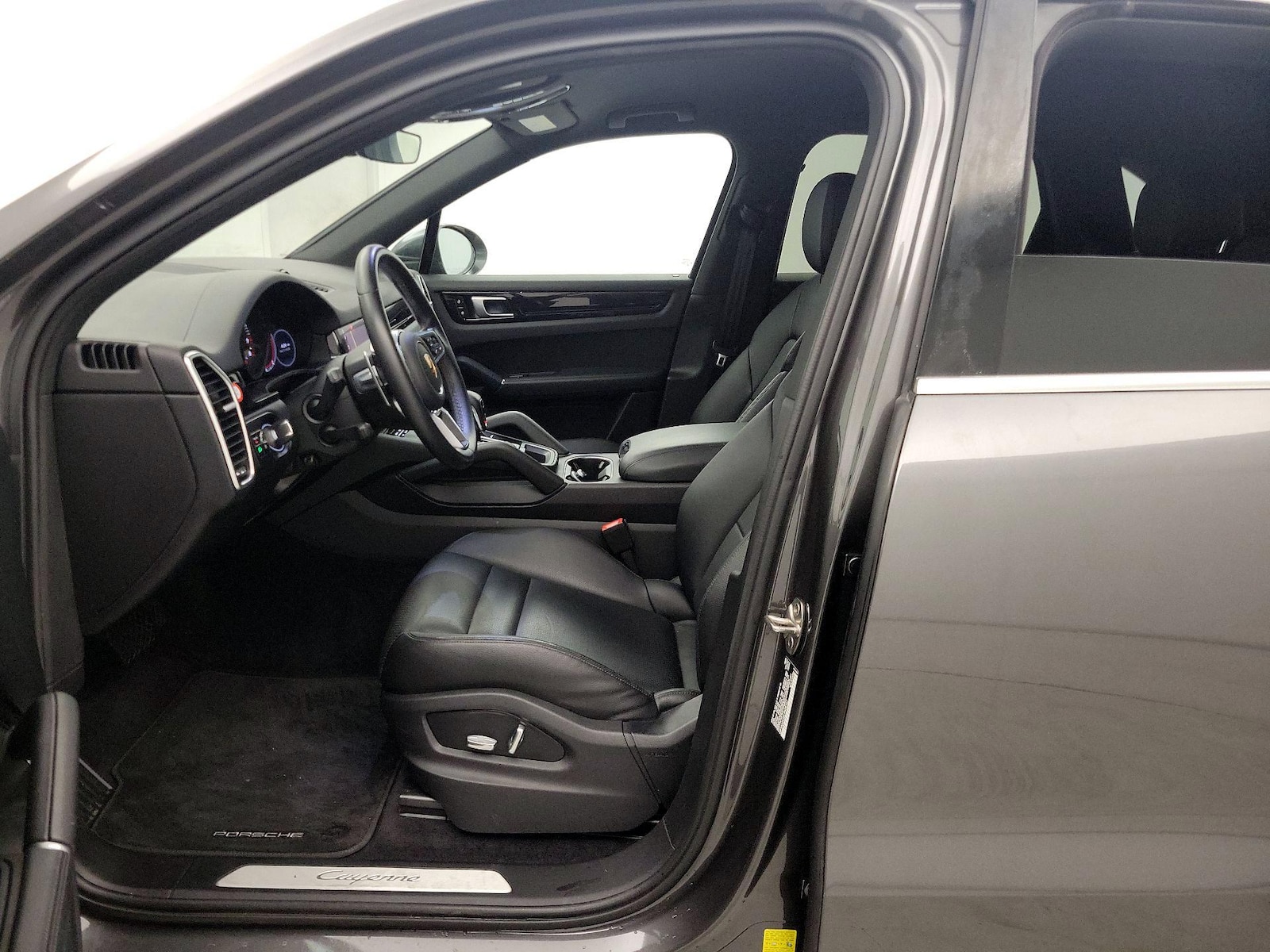2020 Porsche Cayenne Base - Photo 12