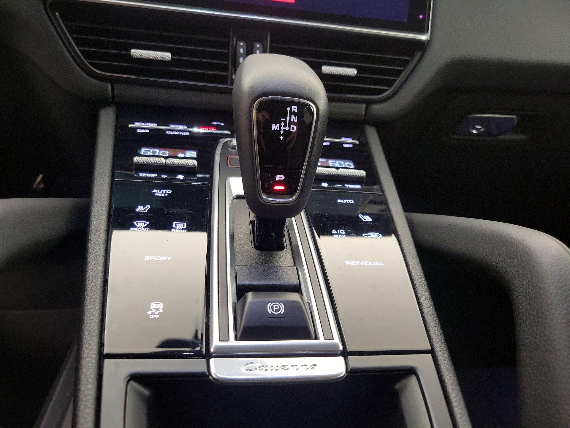 Thumbnail: 2020 Porsche Cayenne - 18