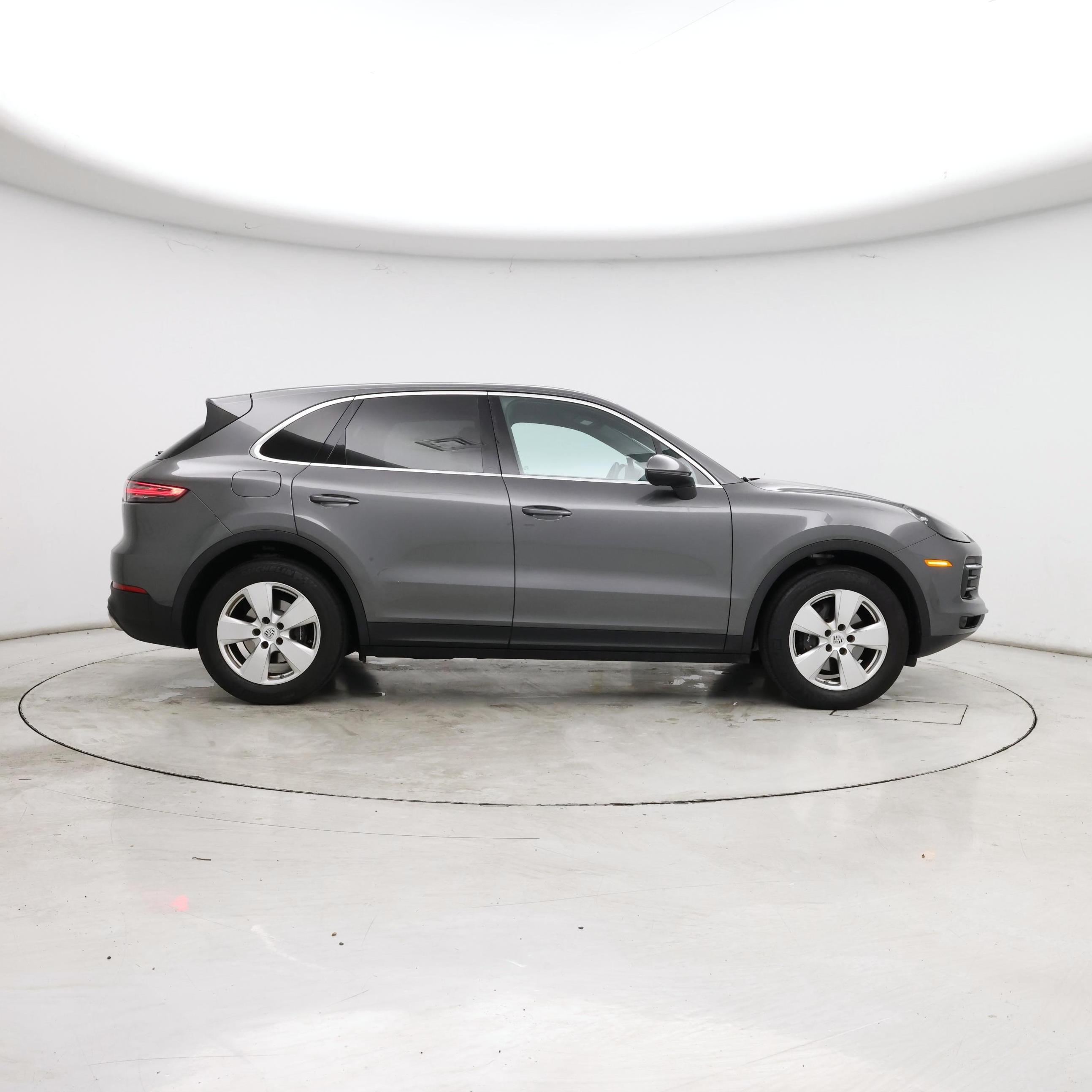 Thumbnail: 2020 Porsche Cayenne - 7