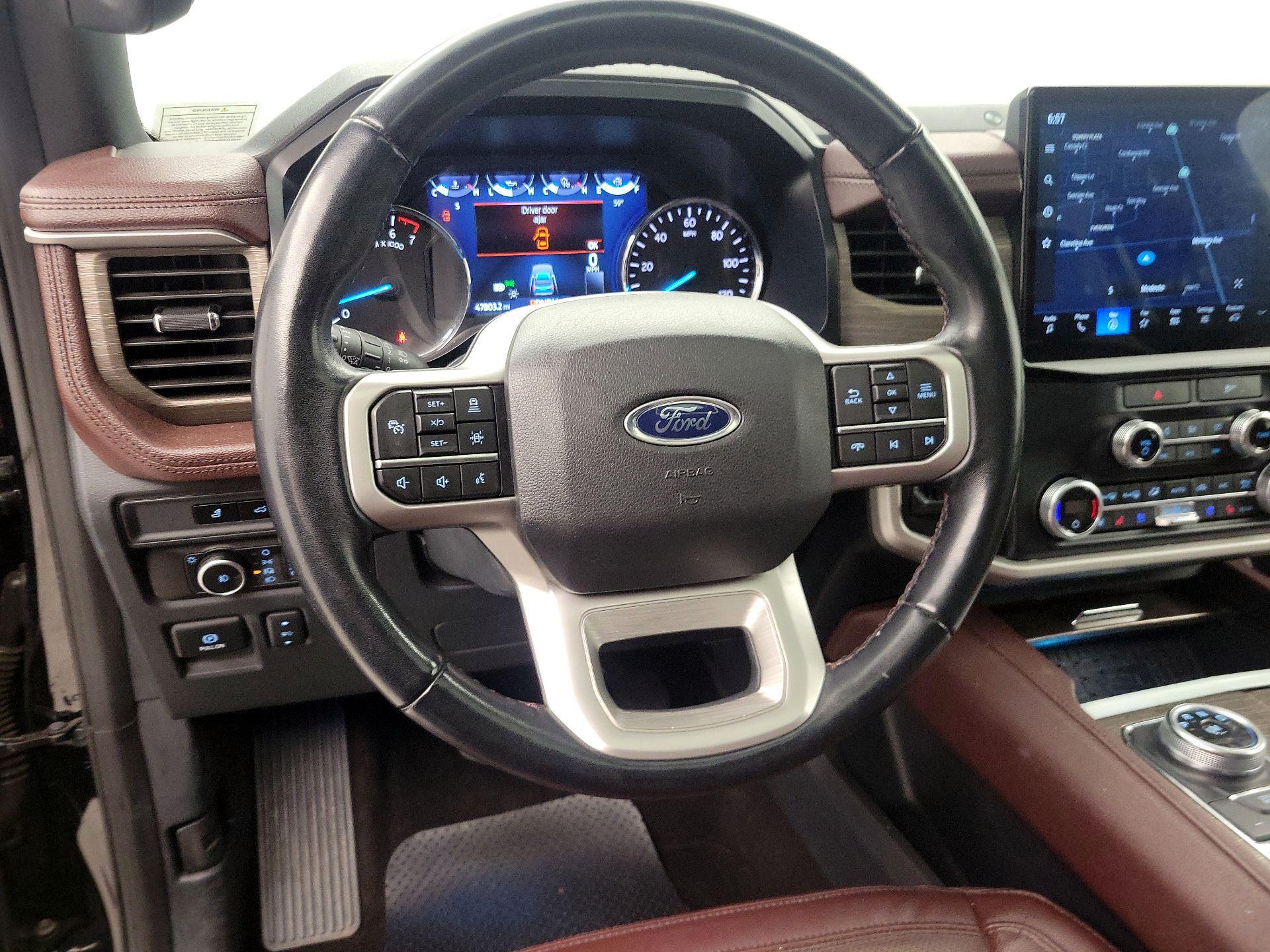 Thumbnail: 2023 Ford Expedition - 10
