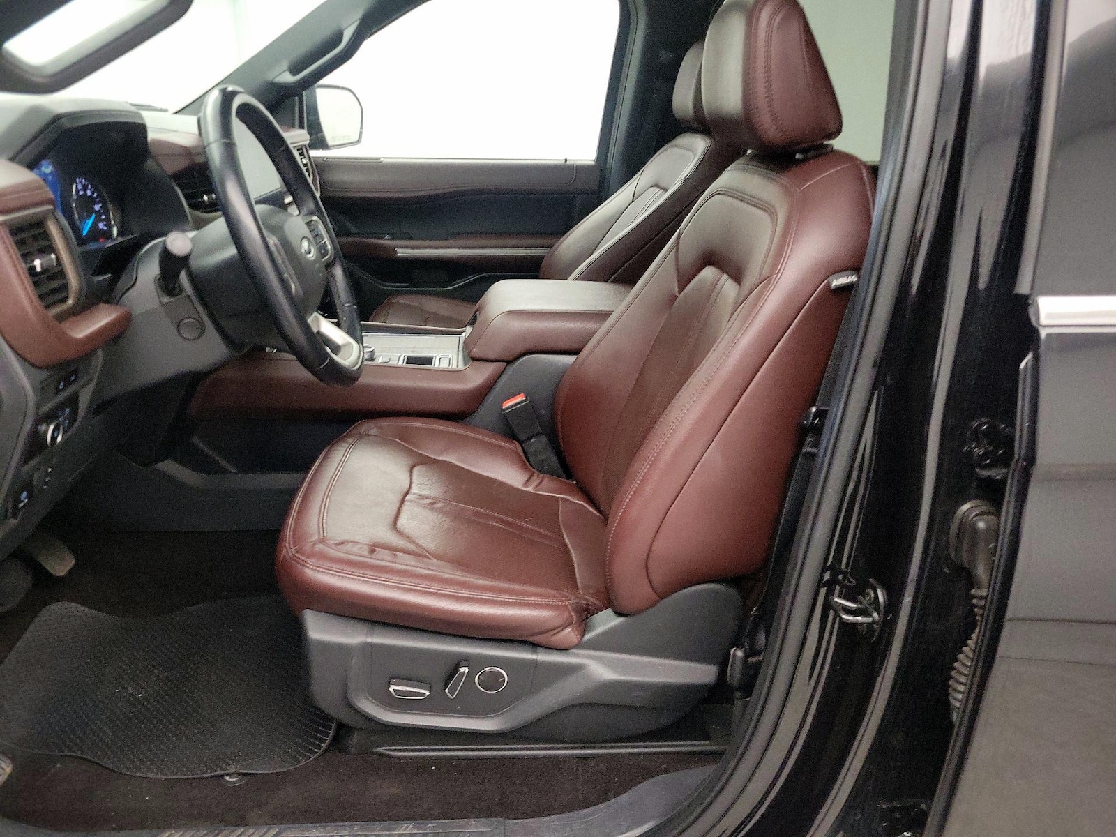 2023 Ford Expedition Limited - Photo 12