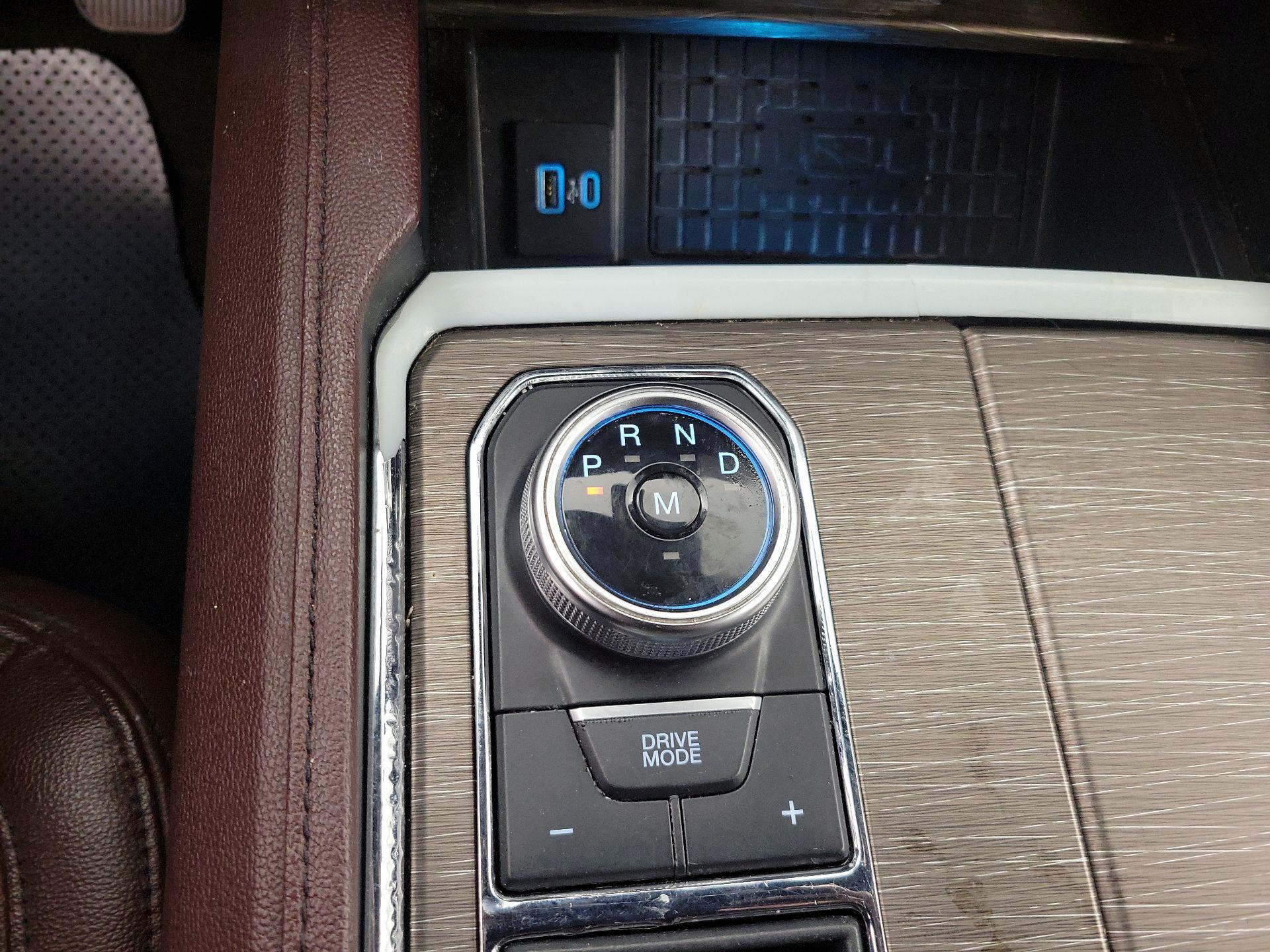 Thumbnail: 2023 Ford Expedition - 18