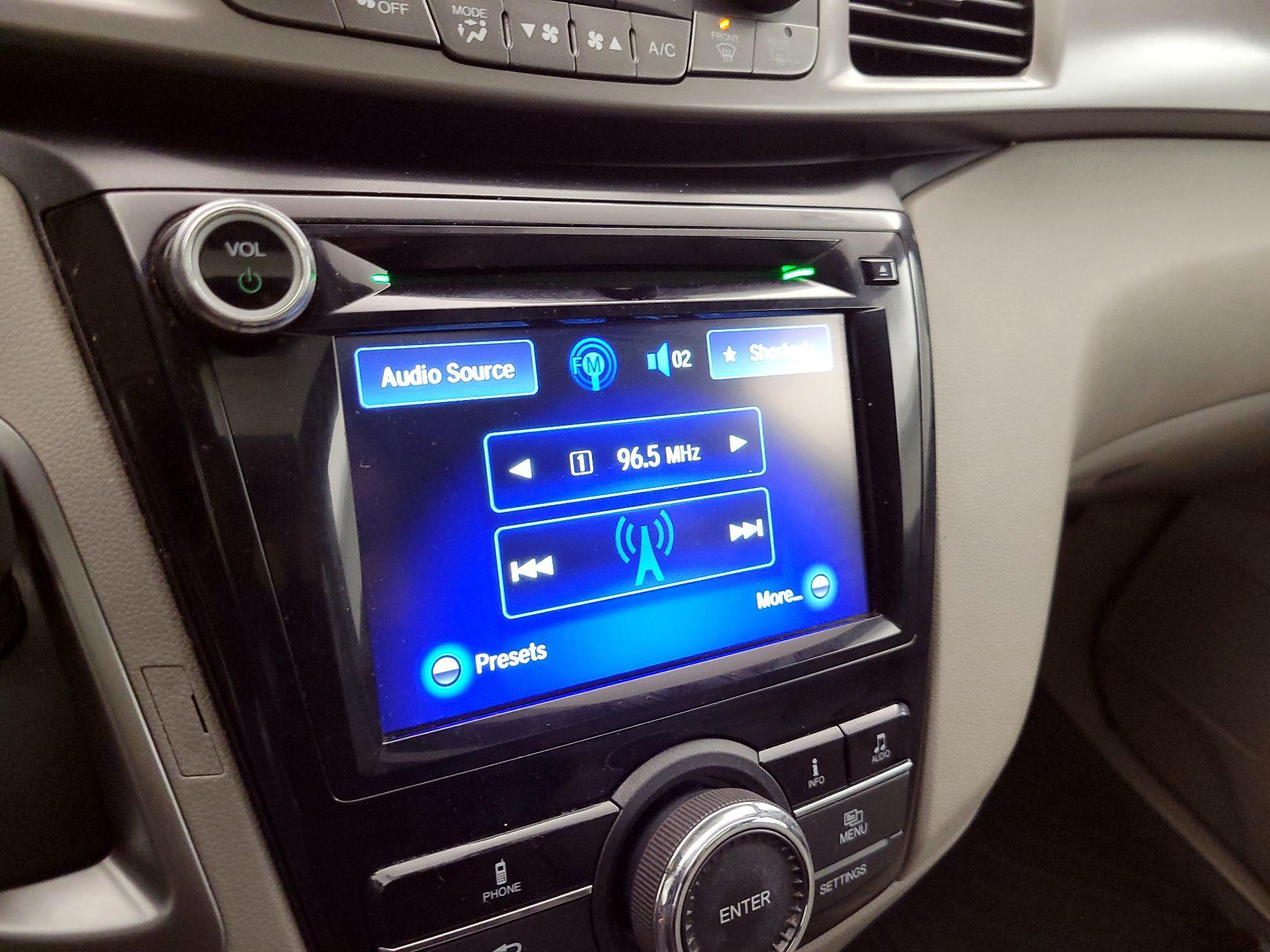 Thumbnail: 2016 Honda Odyssey - 15