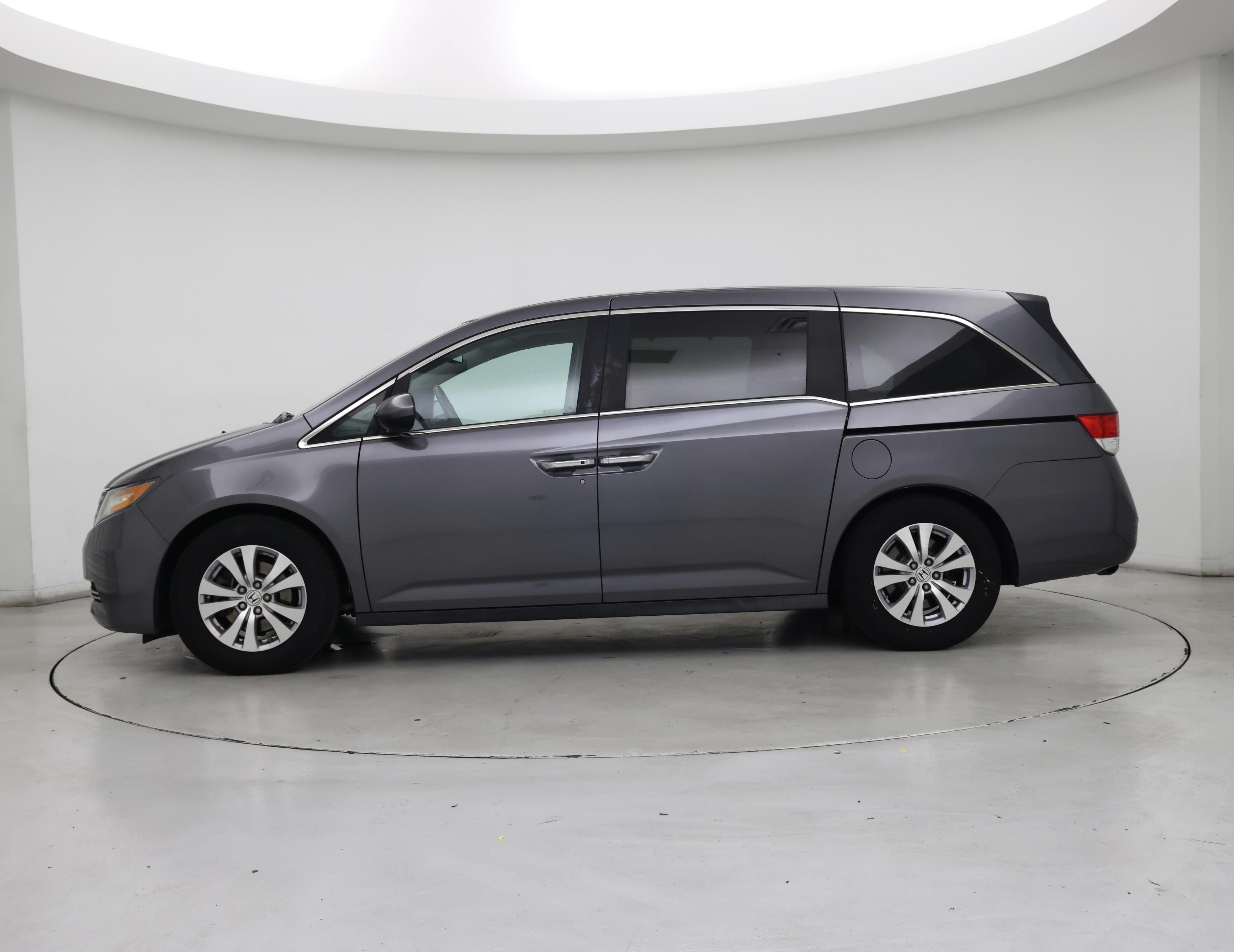 Thumbnail: 2016 Honda Odyssey - 3