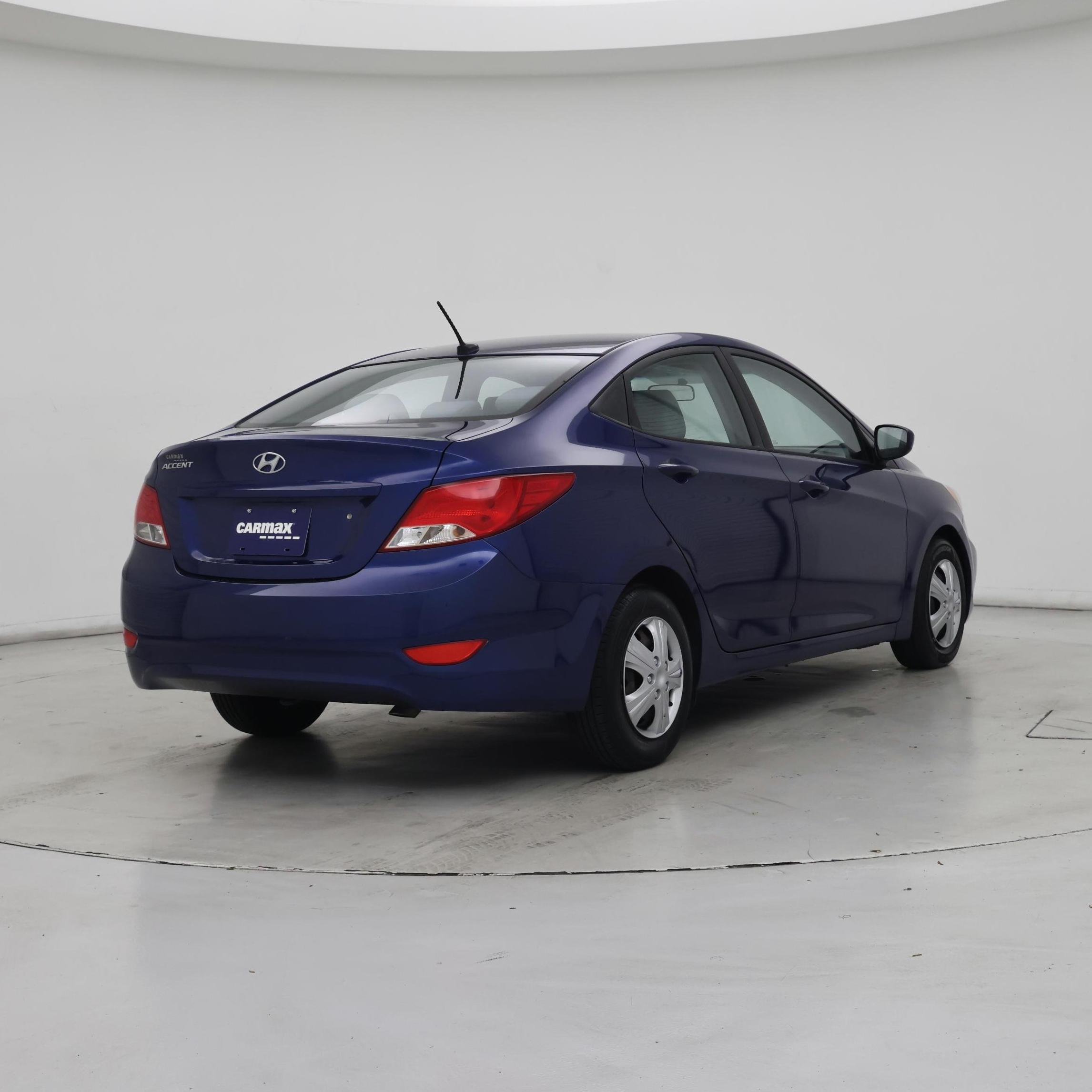 Thumbnail: 2016 Hyundai Accent - 8